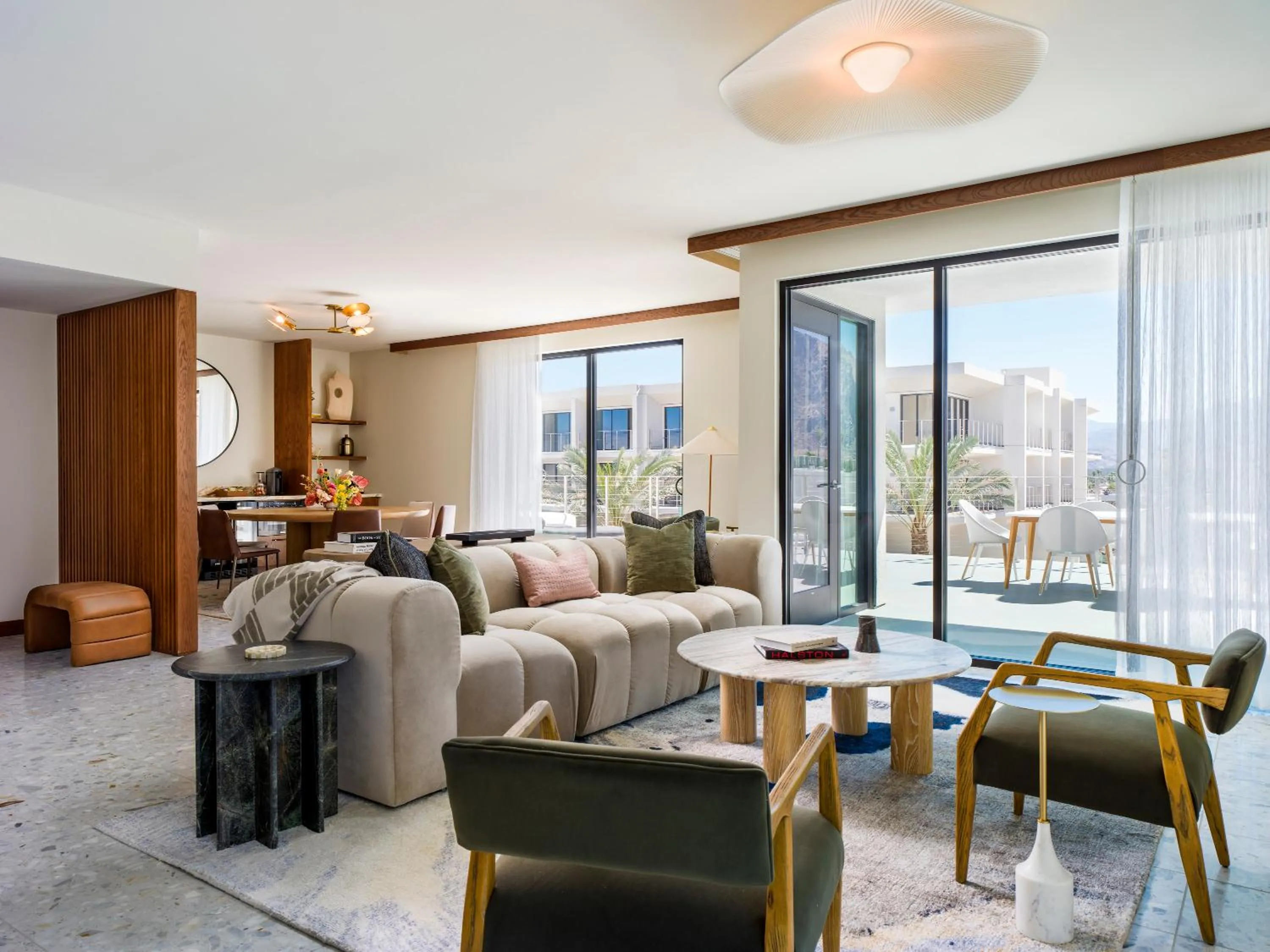 Living room in Thompson Palm Springs, By Hyatt