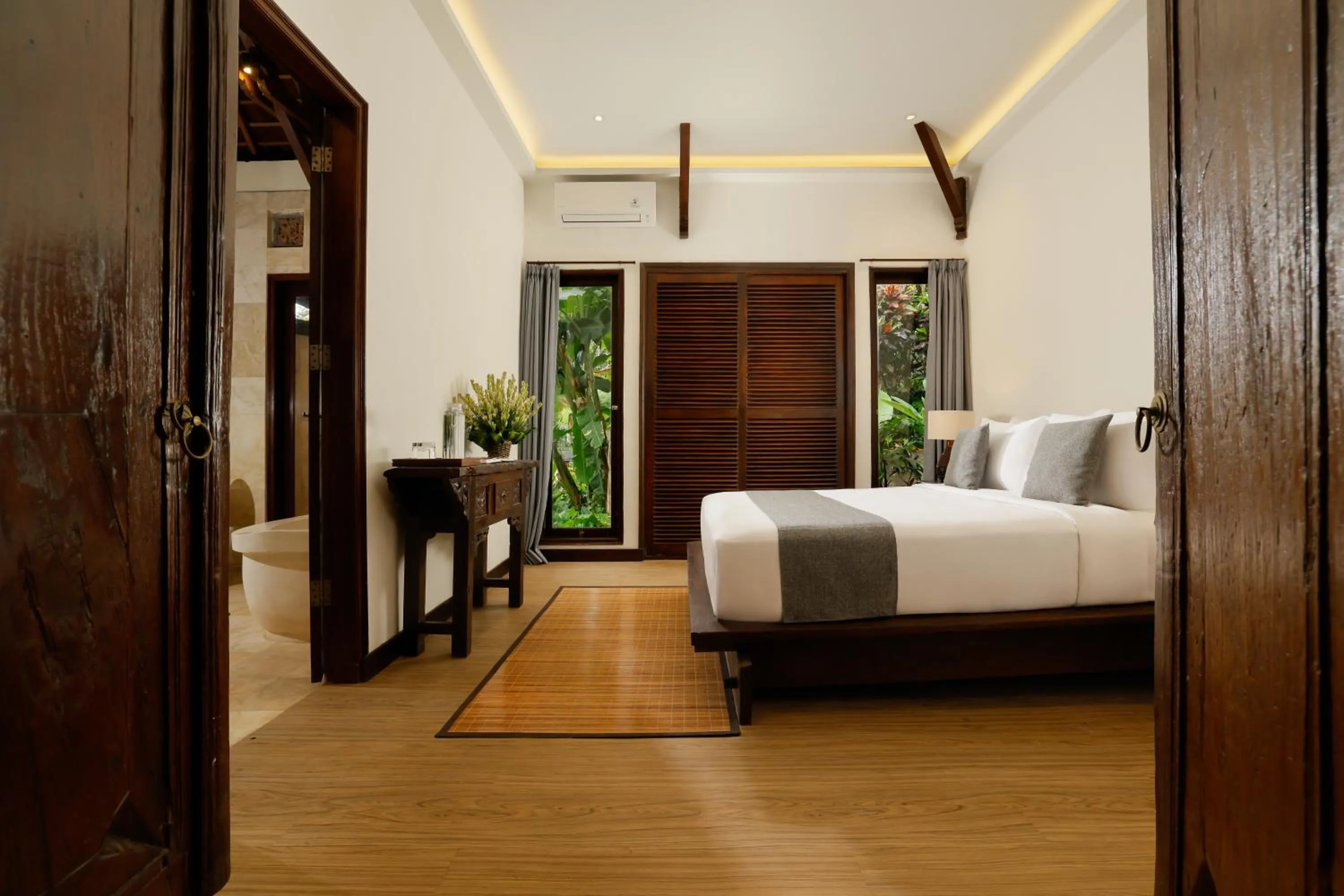 Bed in Villa Leona Valley View by Nakula