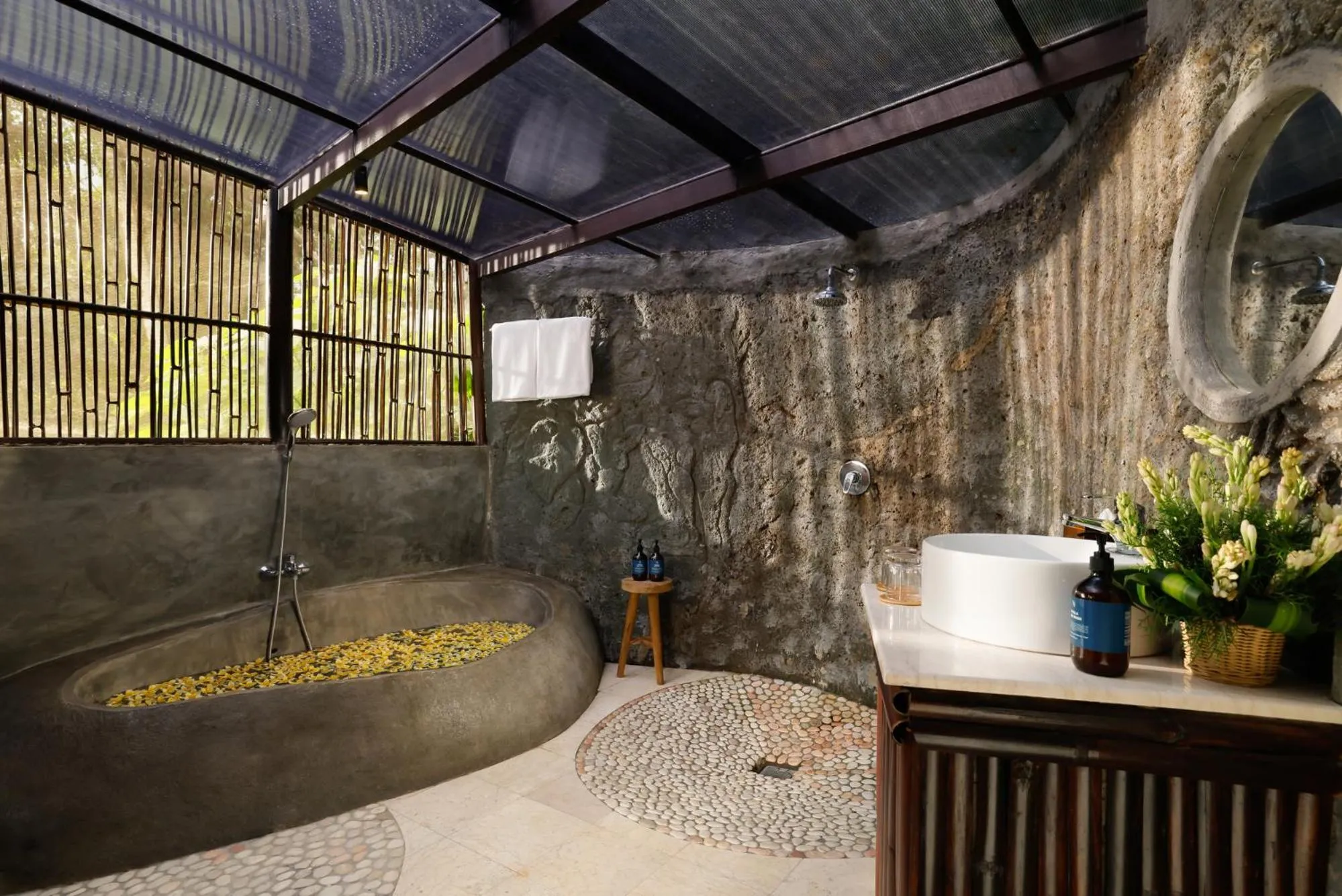 Bathroom in Villa Leona Valley View by Nakula