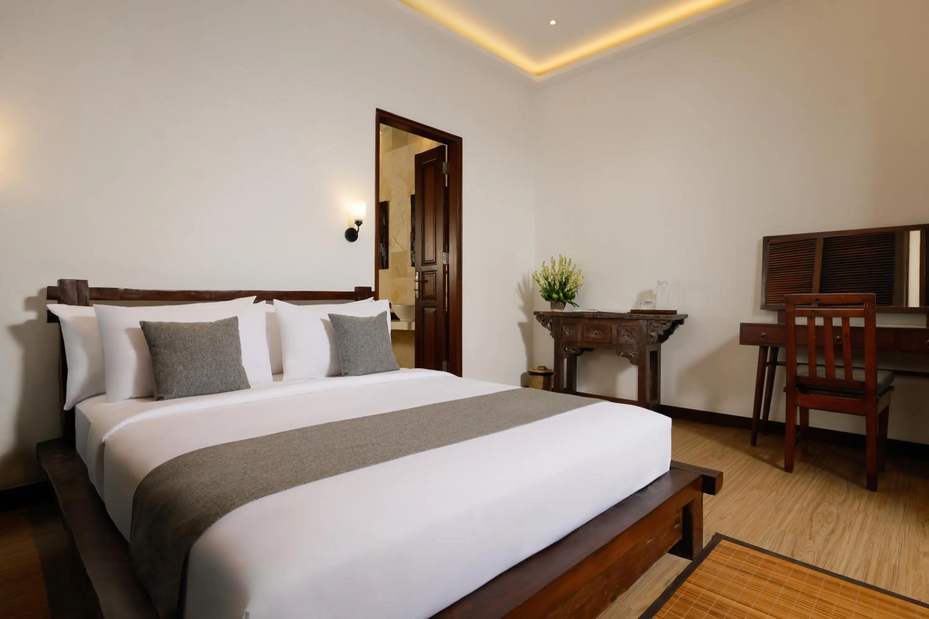 Bed in Villa Leona Valley View by Nakula