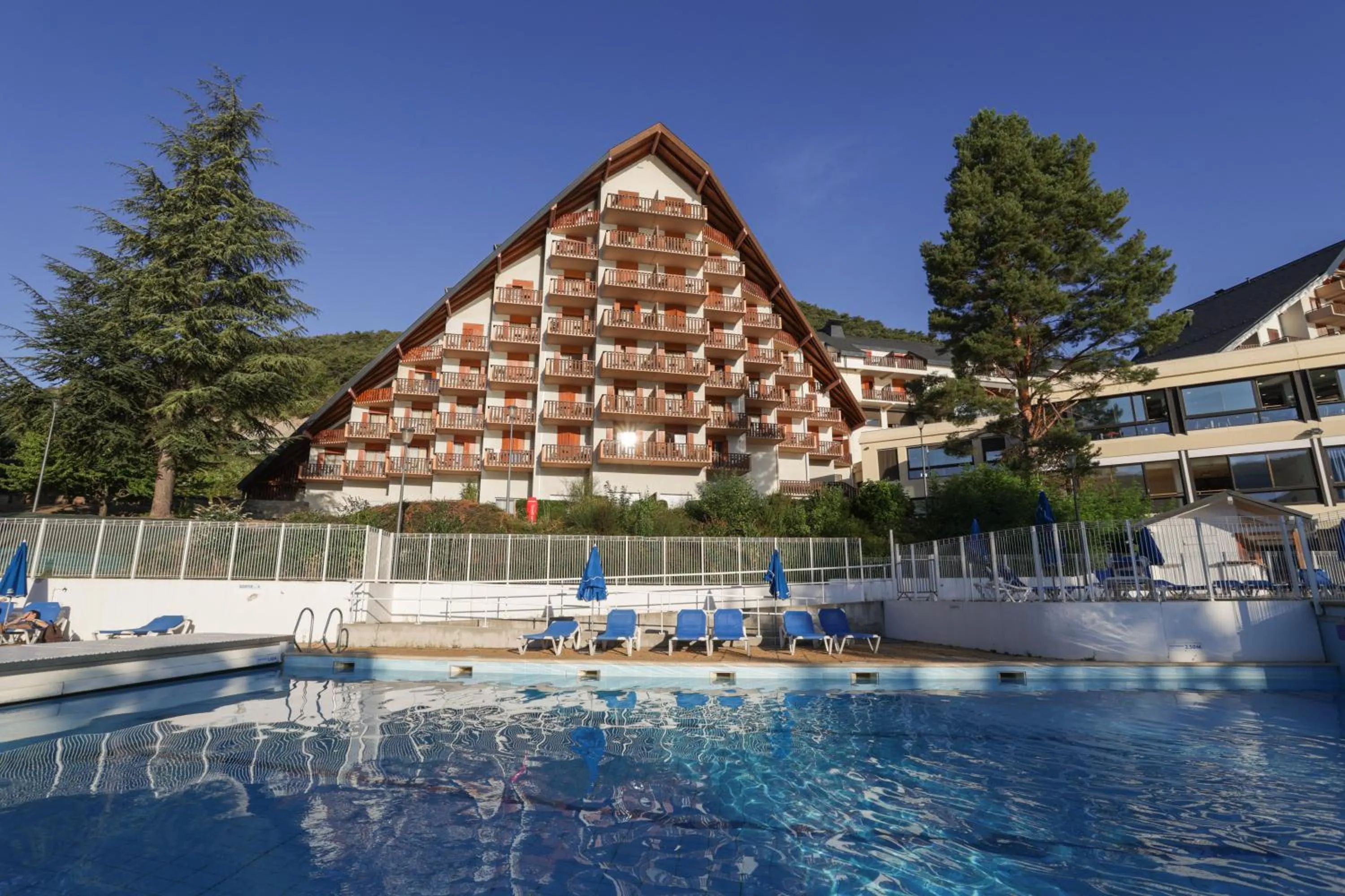 Property building in Village Club Les Hyvans