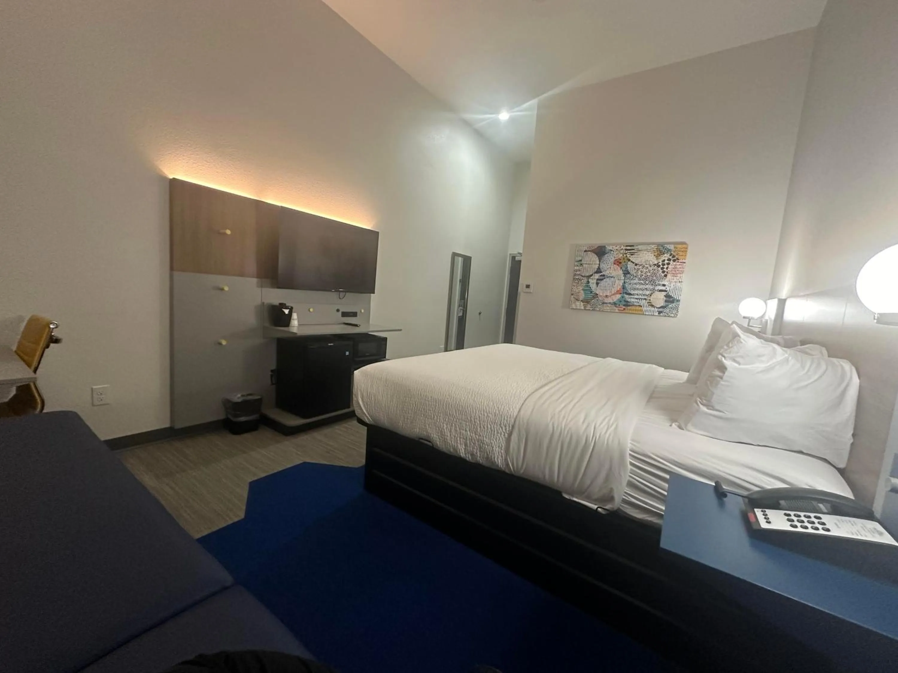 Photo of the whole room, Bed in Microtel Inn & Suites by Wyndham Amarillo West