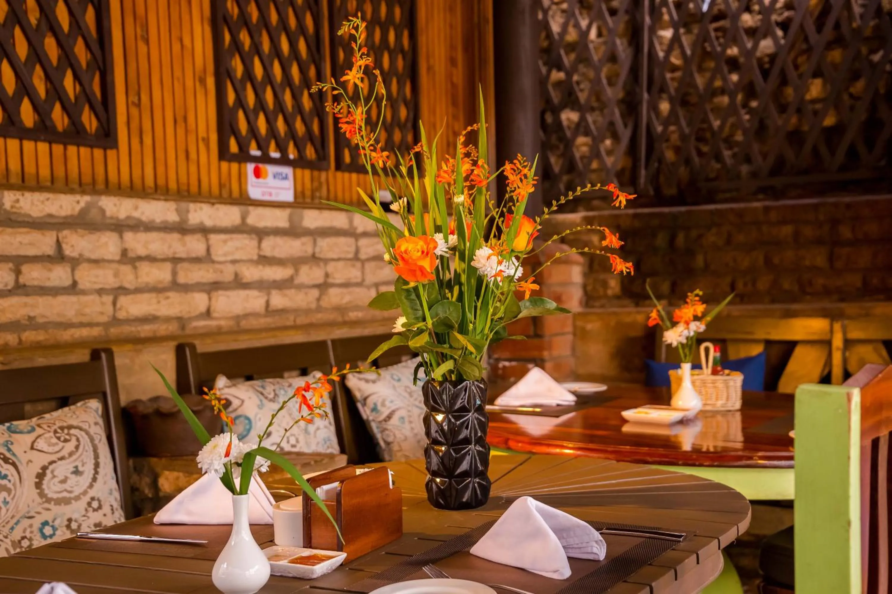 Restaurant/places to eat in The Grand Gables