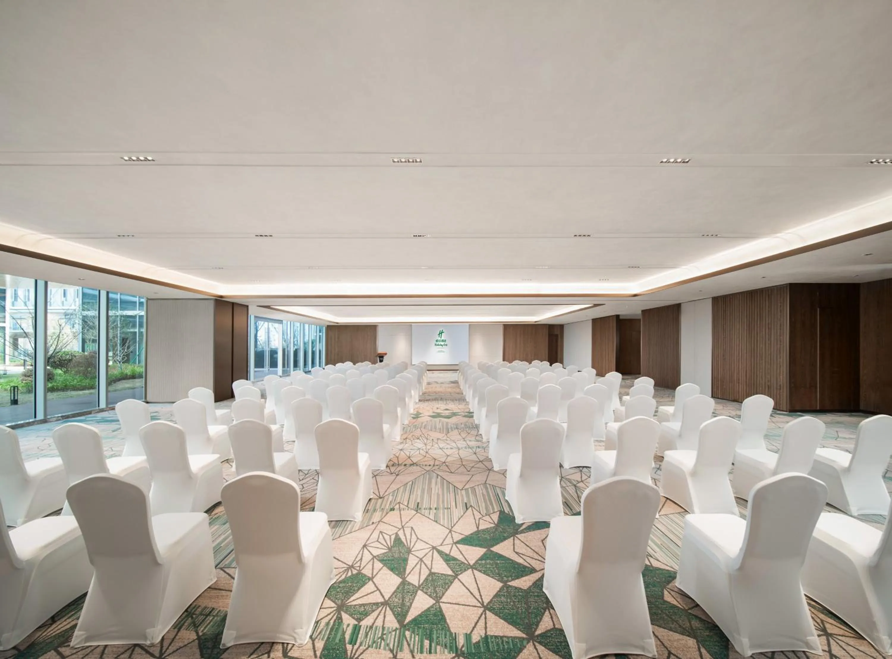 Meeting/conference room in Holiday Inn Hangzhou GCEC