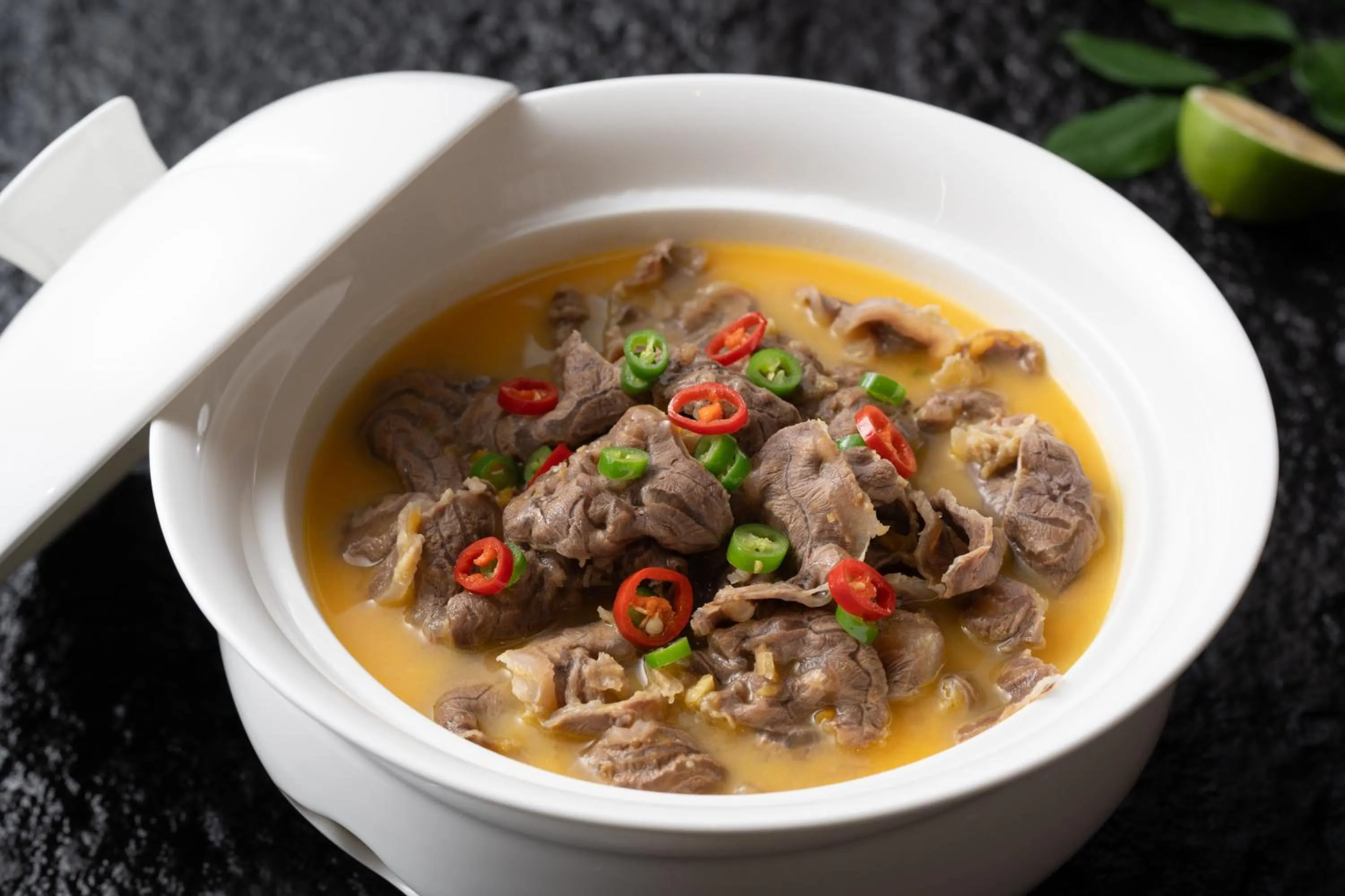 Restaurant/places to eat in Holiday Inn Hangzhou GCEC