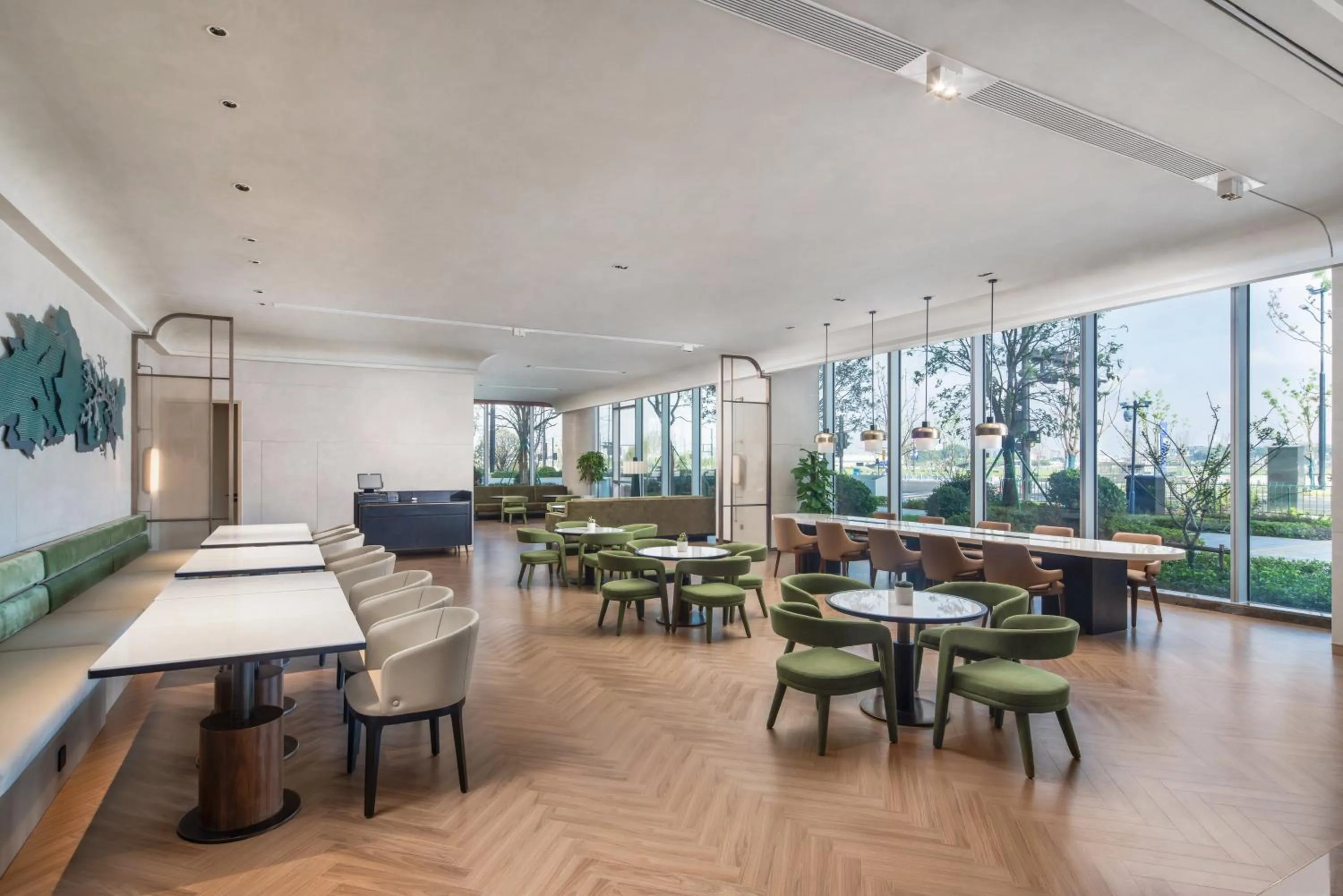 Lounge or bar in Holiday Inn Hangzhou GCEC