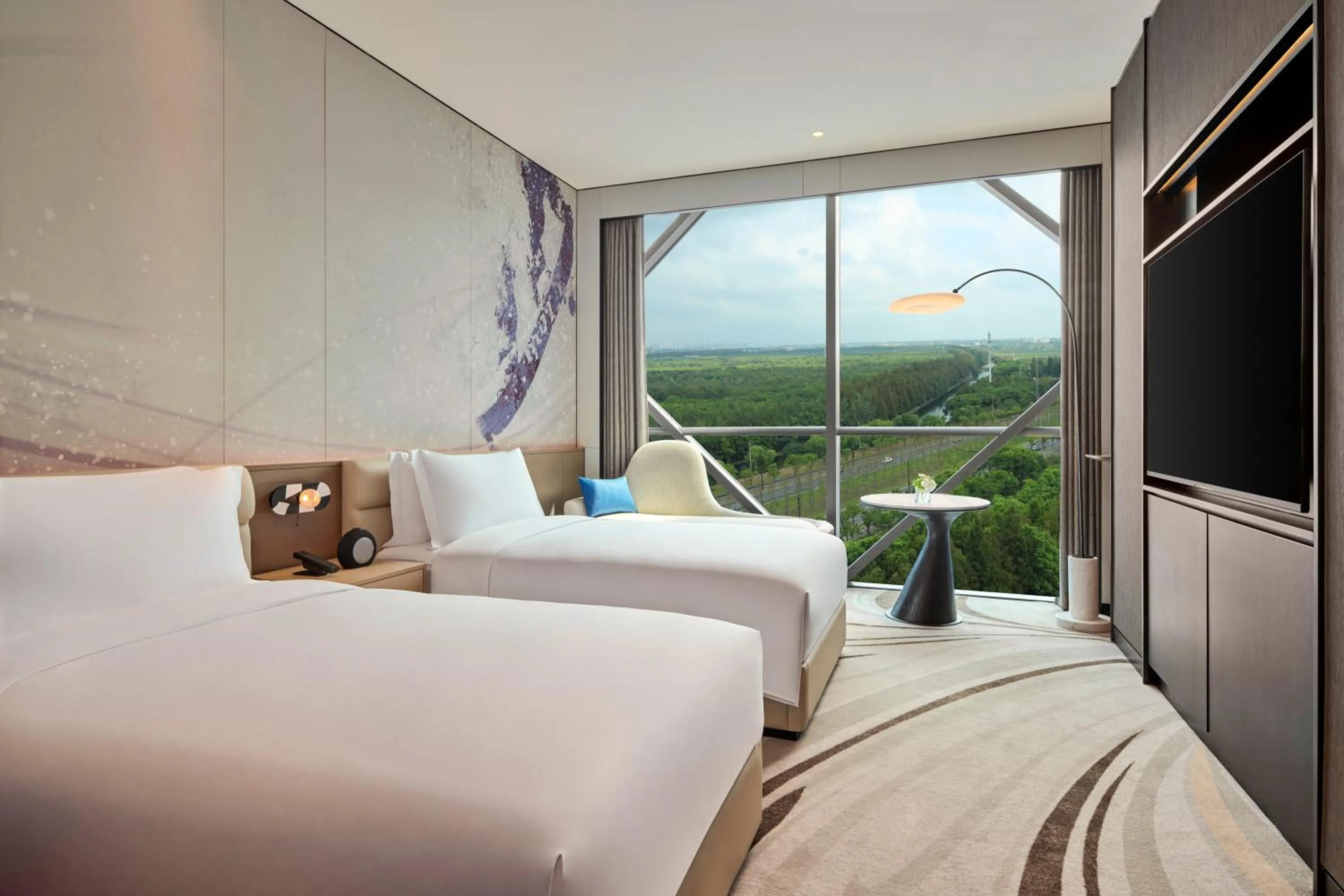 Bed in Crowne Plaza Shanghai Snow World by IHG