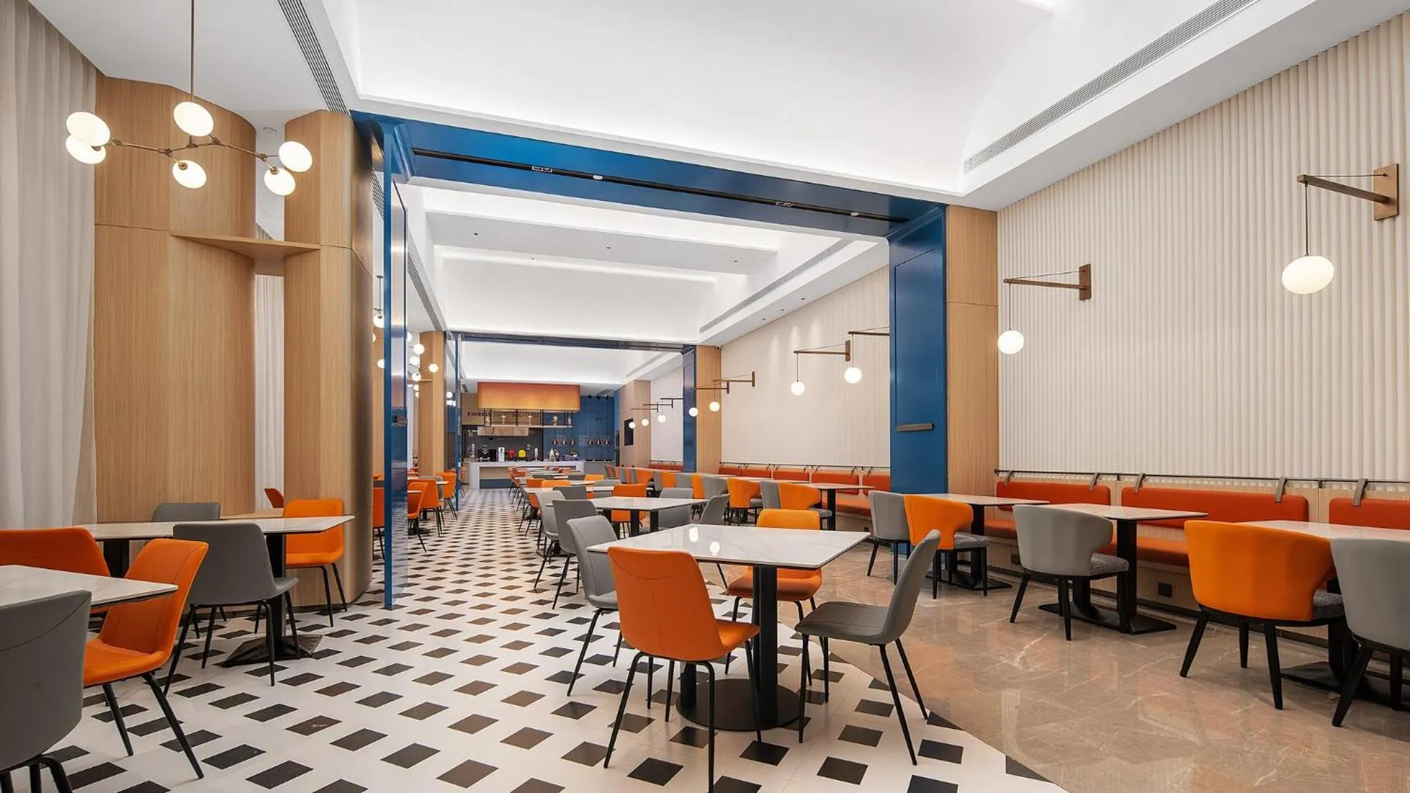 Restaurant/places to eat in Holiday Inn Express Qingdao Hongdao Station by IHG - Qingdao International Airport