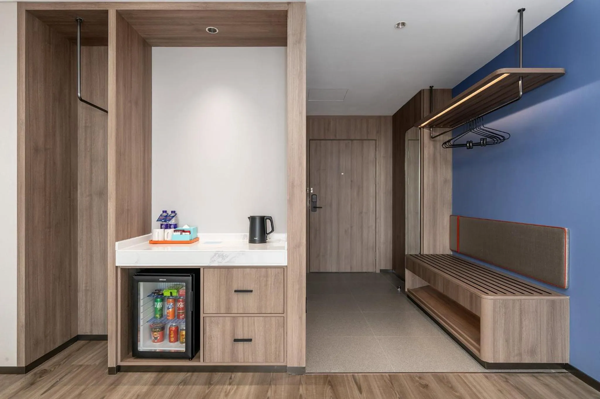 Photo of the whole room in Holiday Inn Express Qingdao Hongdao Station by IHG - Qingdao International Airport