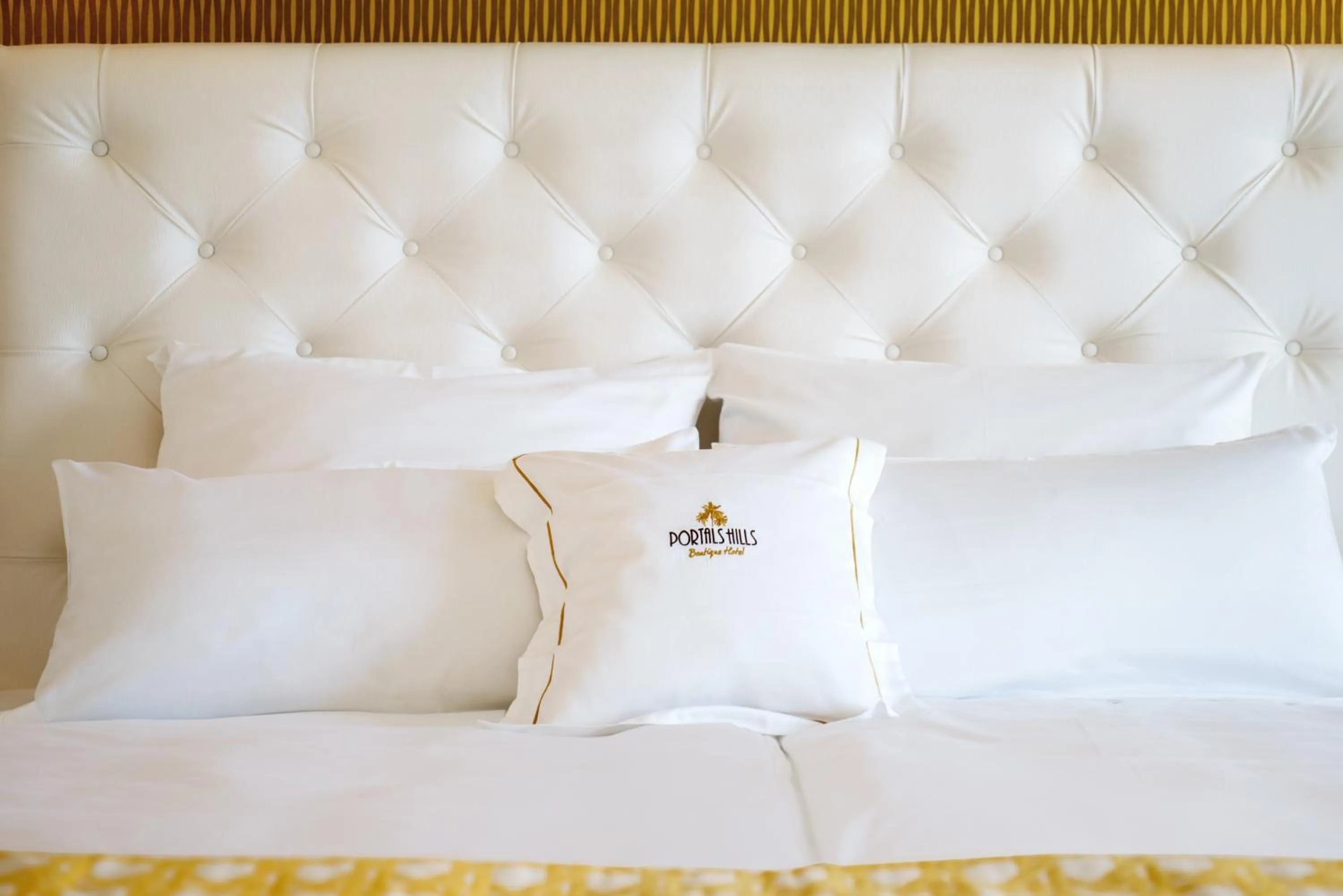 Bedroom, Bed in Portals Hills Boutique Hotel