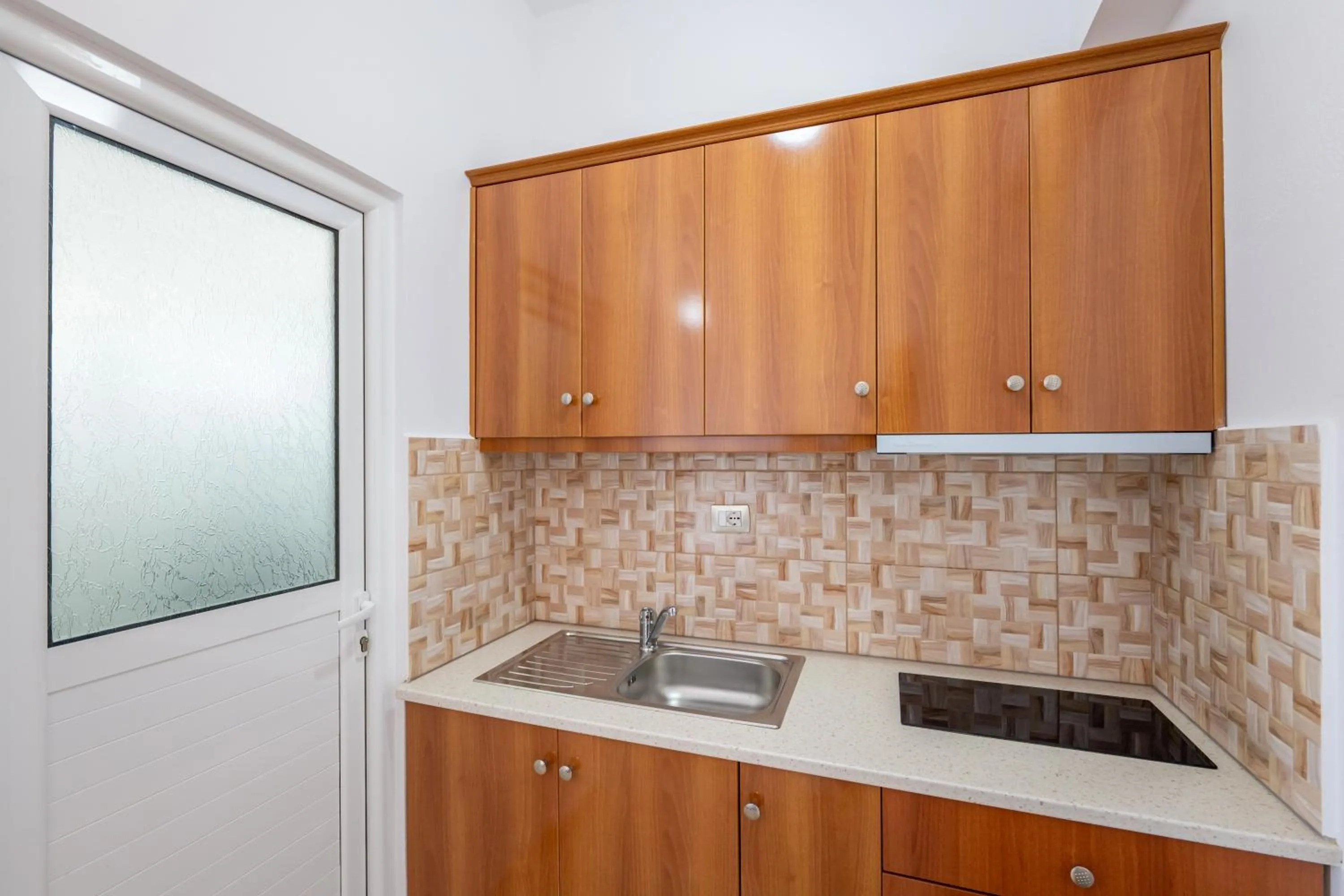 Kitchen or kitchenette in Aleksander ApartHotel