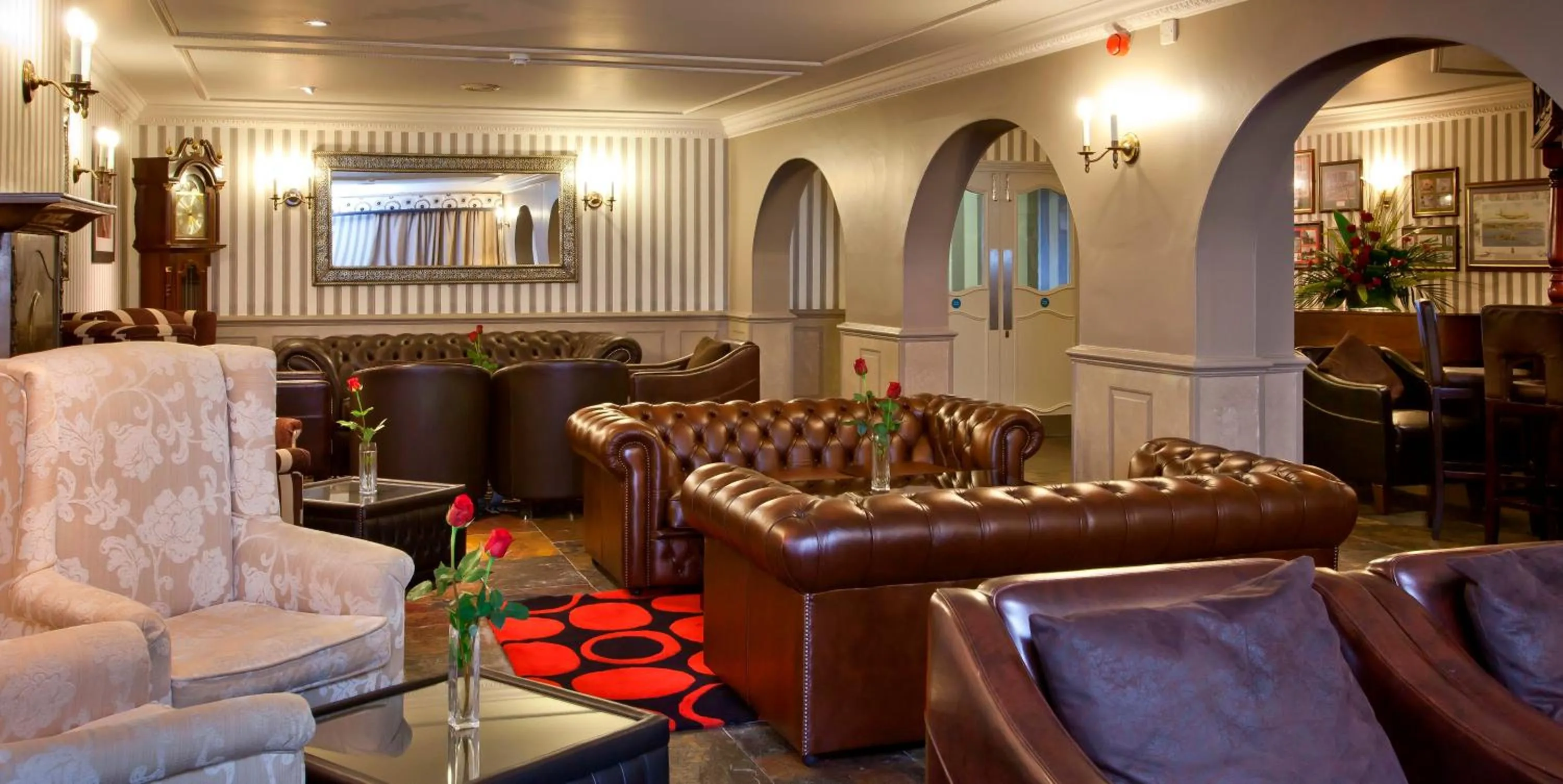 Lounge or bar in Cobo Bay Hotel