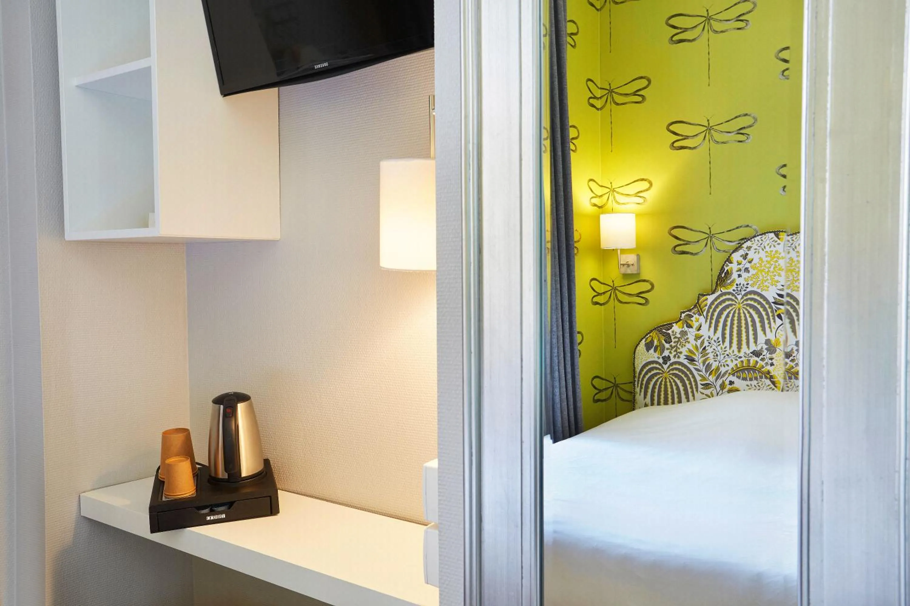 Staff, Bed in Hôtel Vaubecour - Centre Lyon Ainay - Perrache