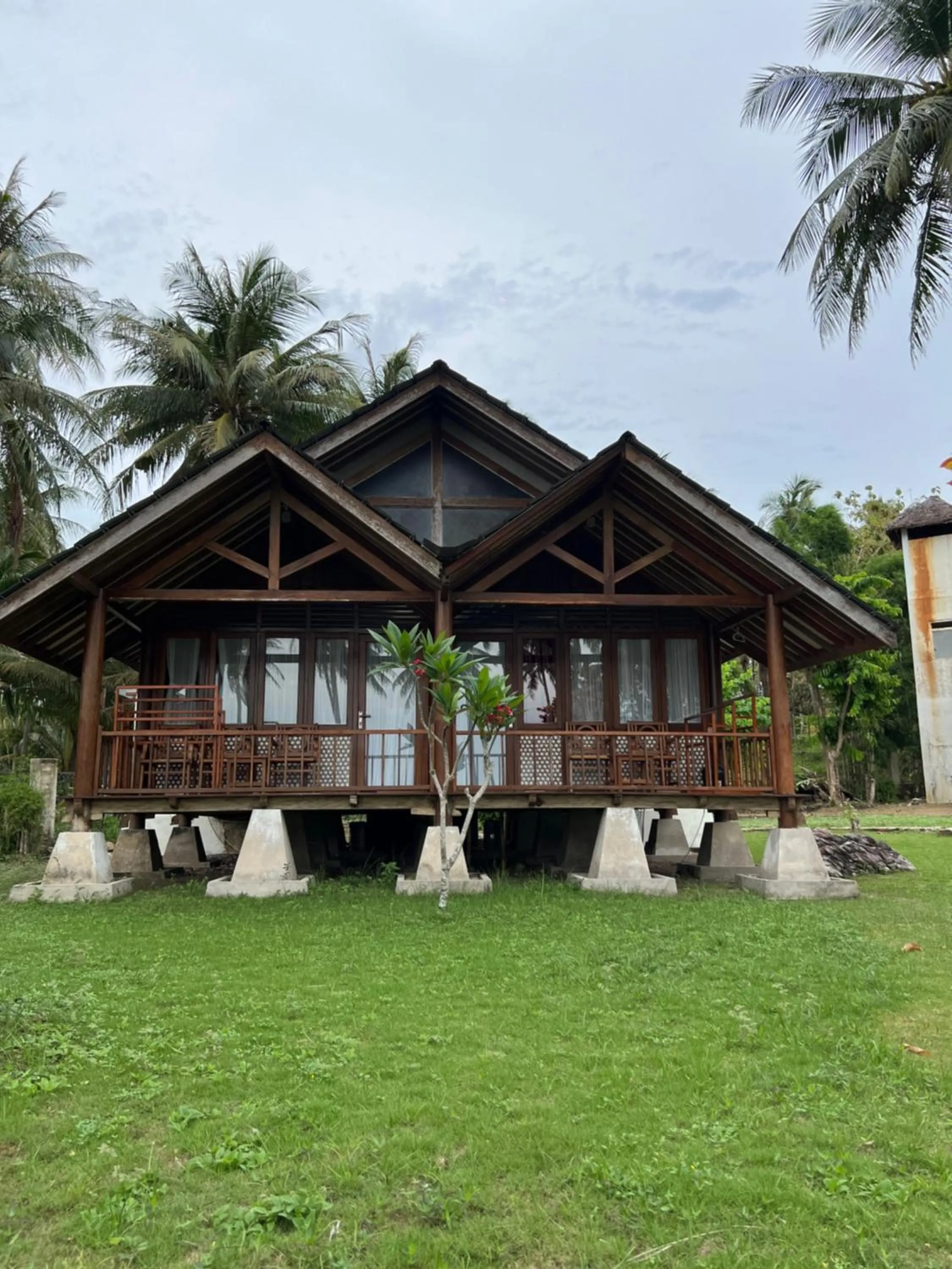 Property building in Arys Lagoon Bungalow & Hotel