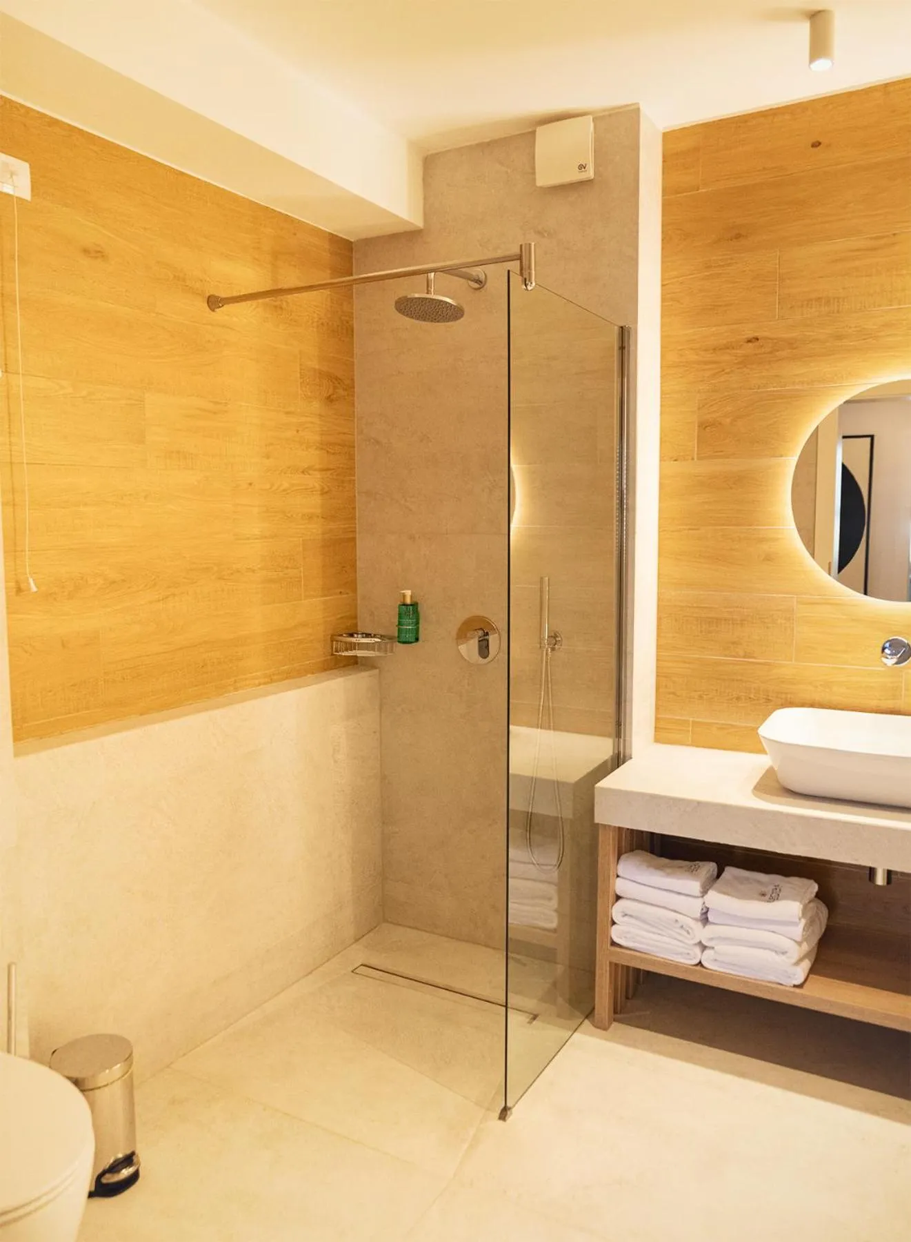 Bathroom in Electra Aparthotel