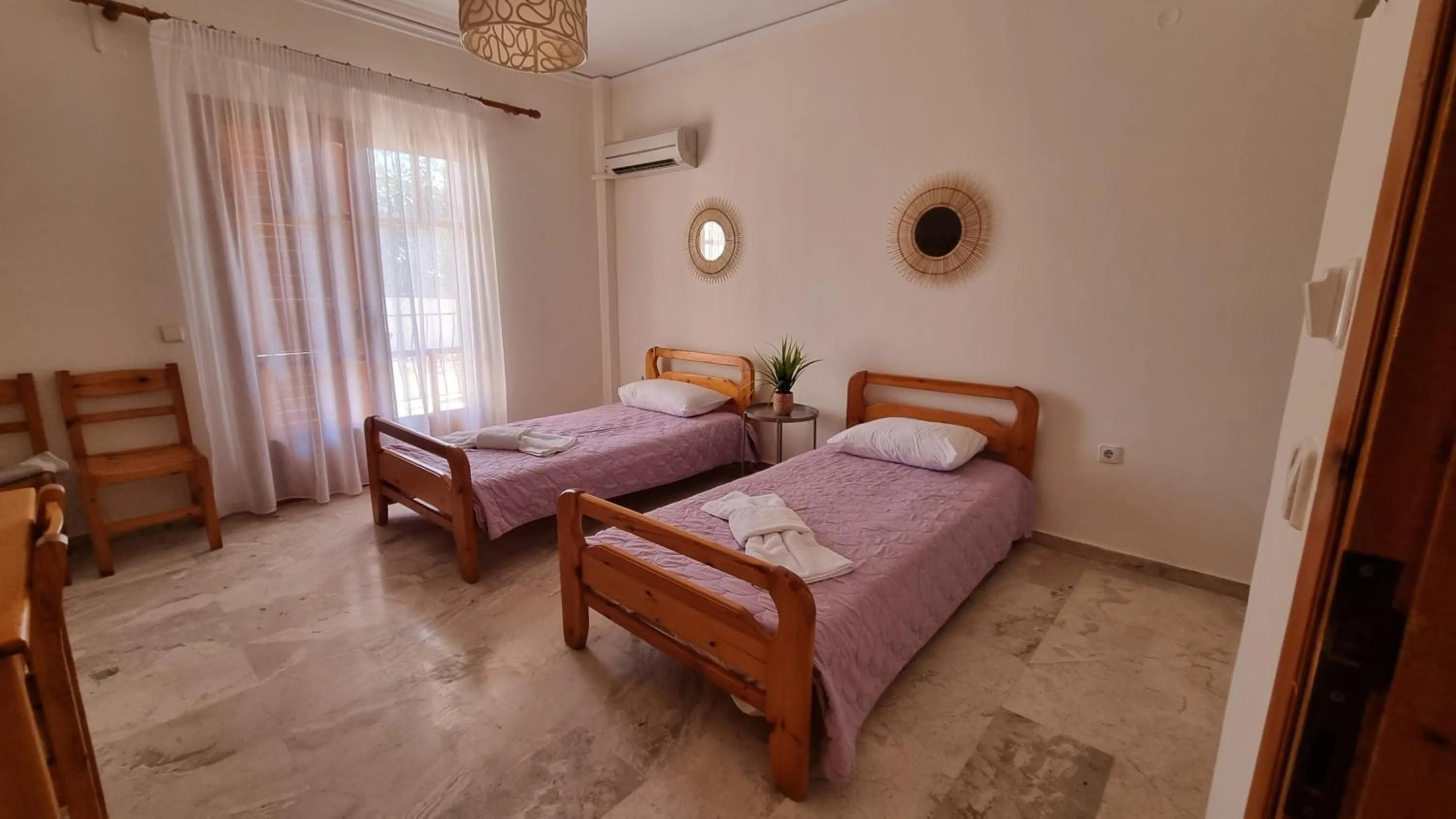 Bed in Tolo Blue Bay