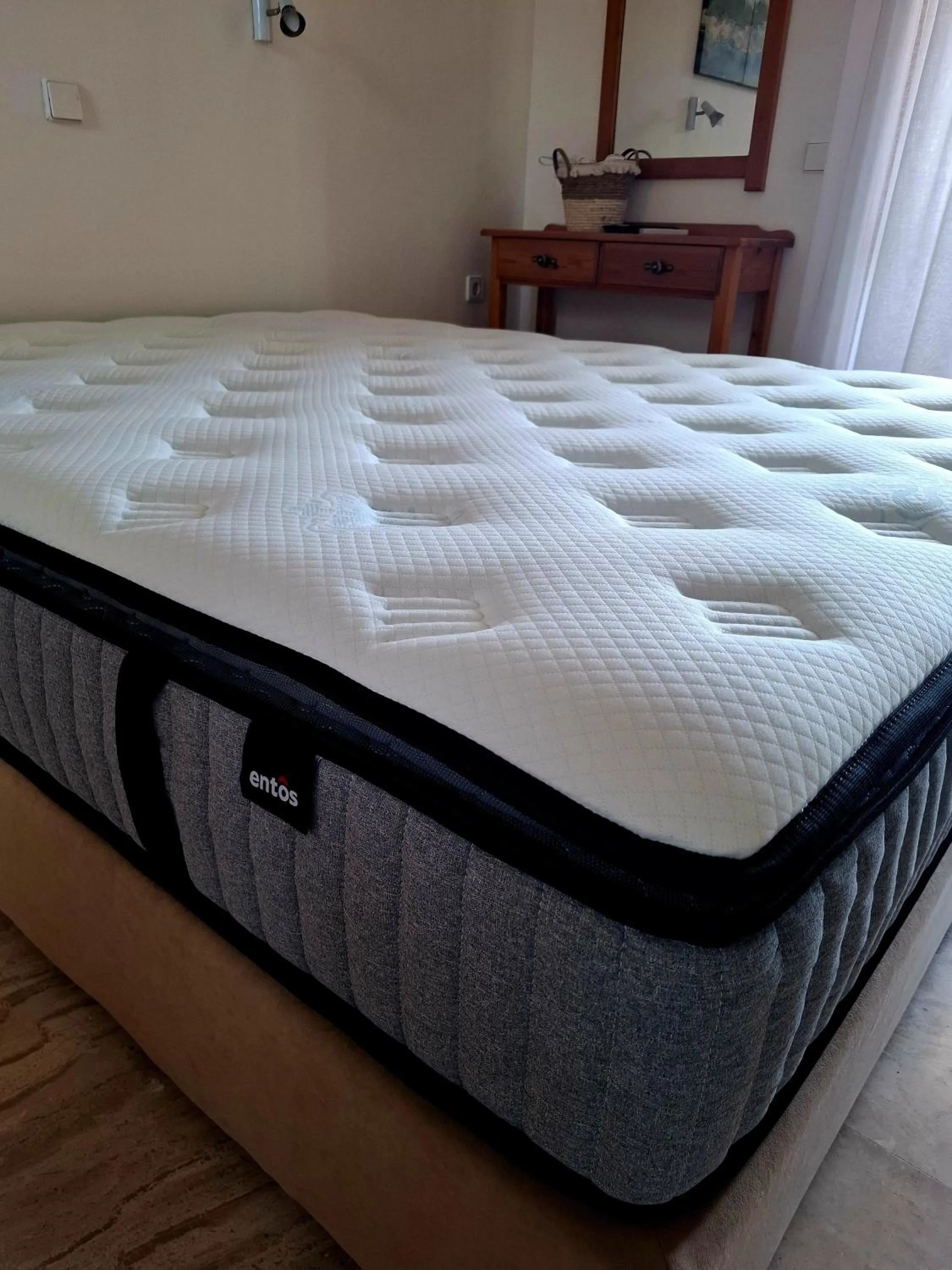 Bed in Tolo Blue Bay