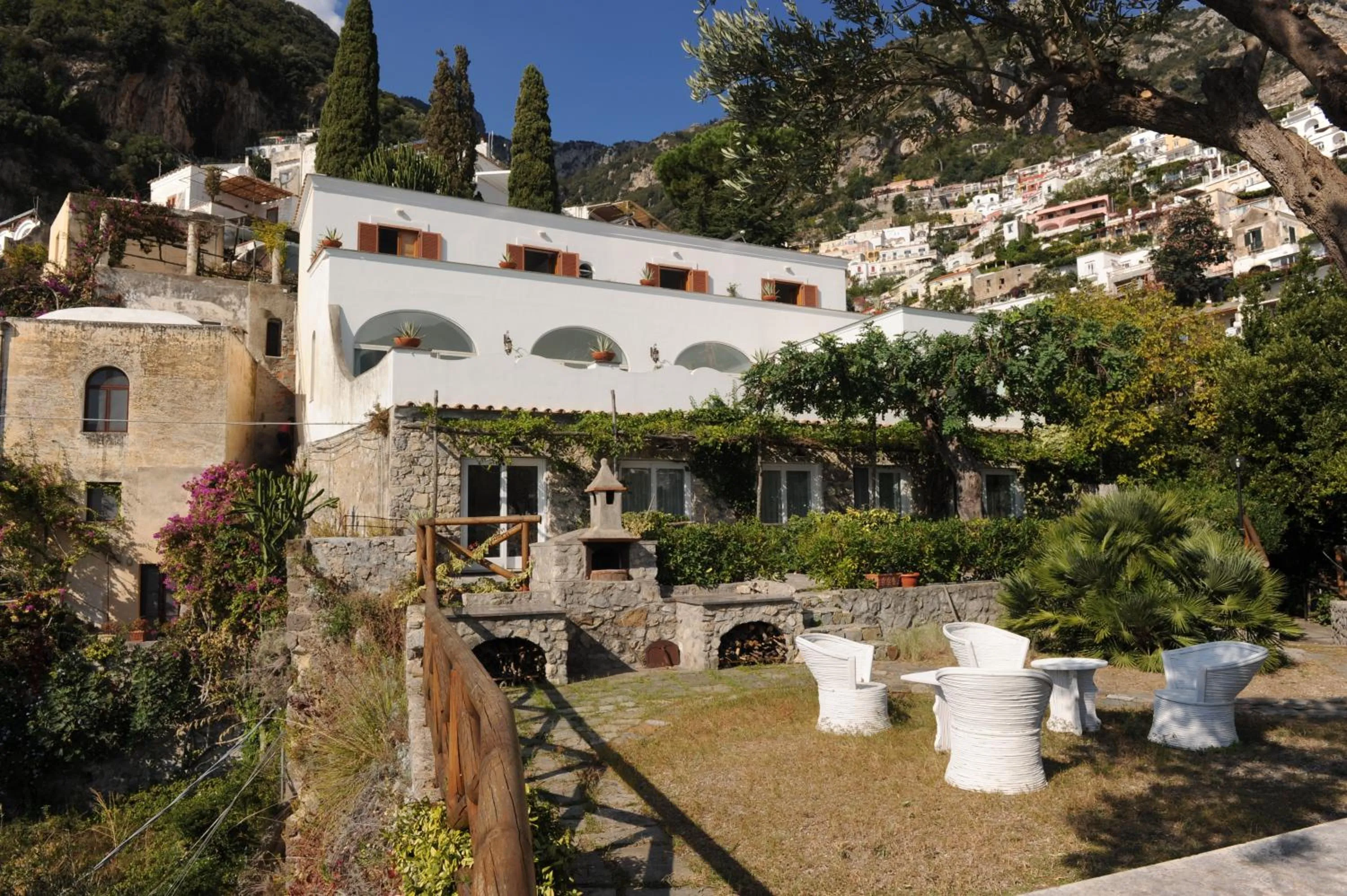 Patio in Hotel Dimora Fornillo