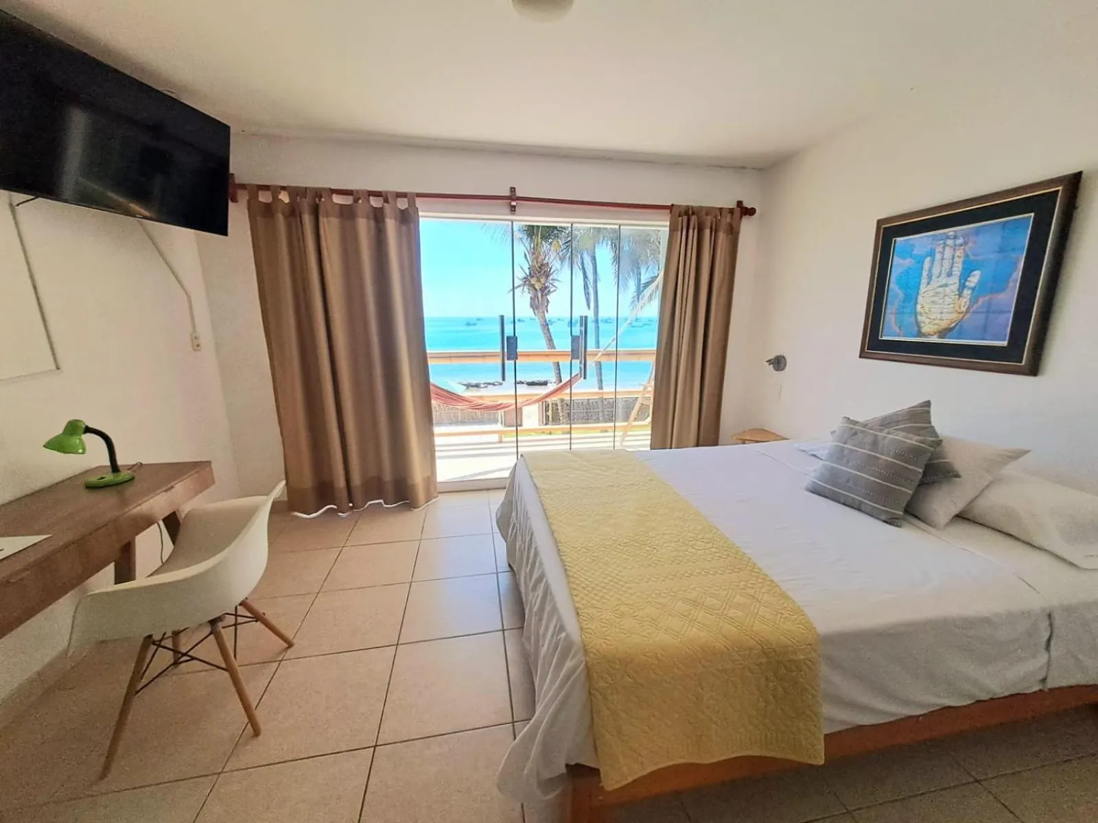 Bedroom, Bed in H0TELIER Home, Máncora