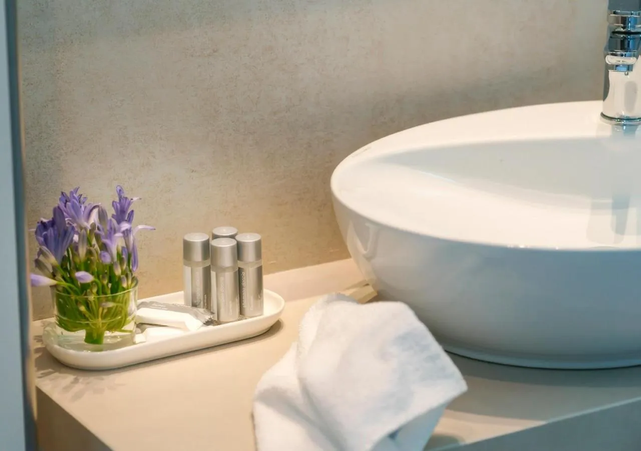 Bathroom in Hotel Meeting