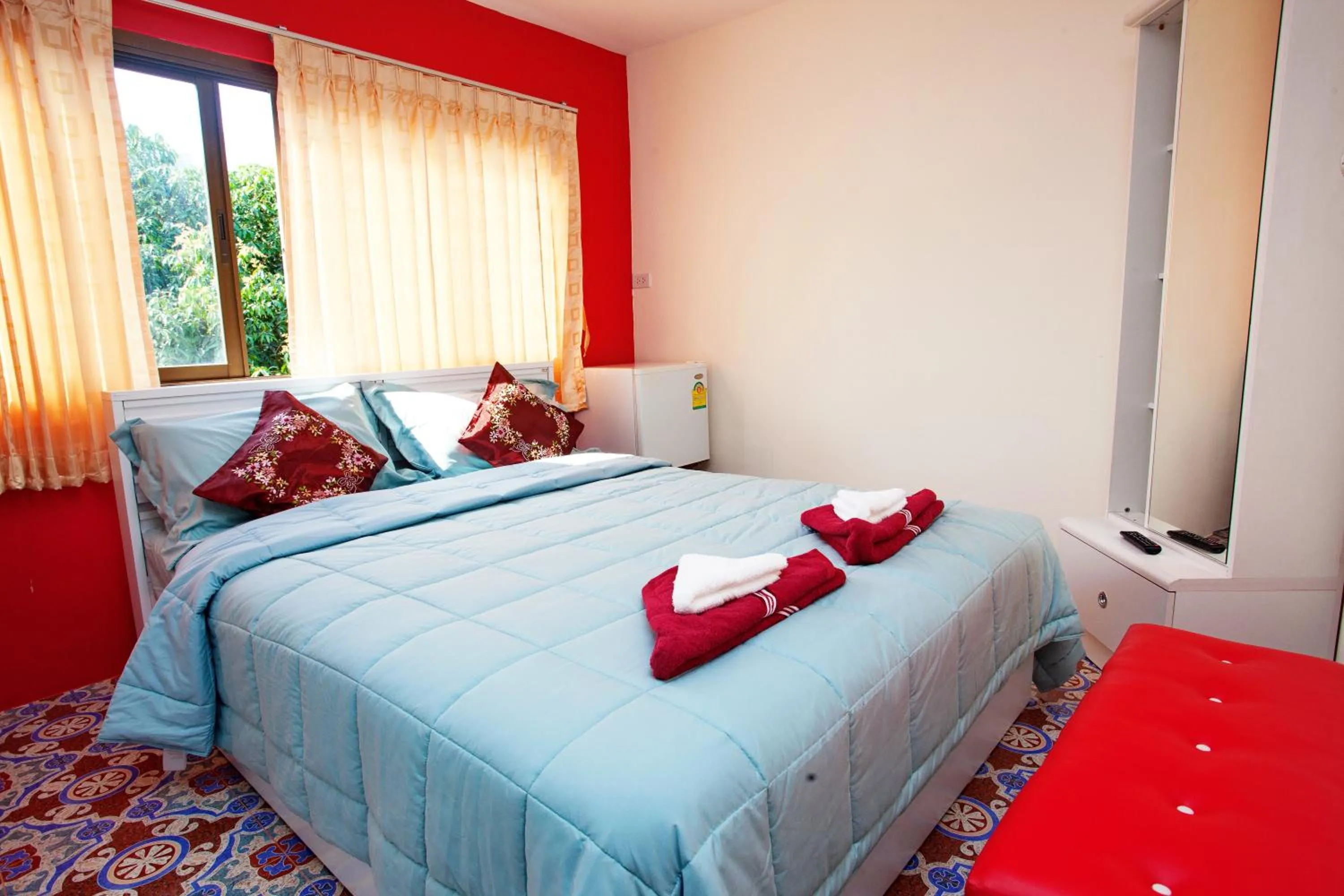 Bed in Sea Breeze Guest House