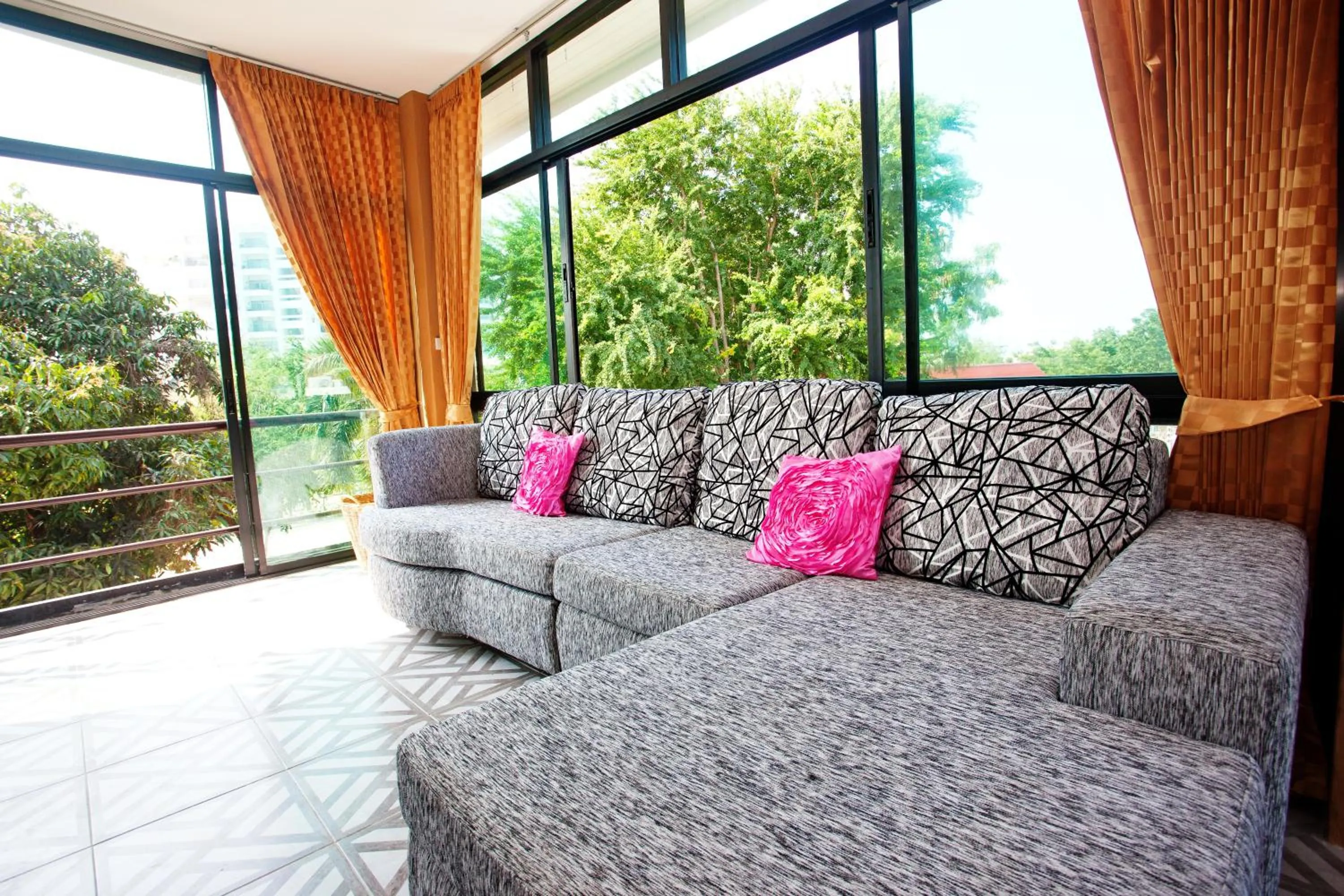 Sea Breeze Guest House