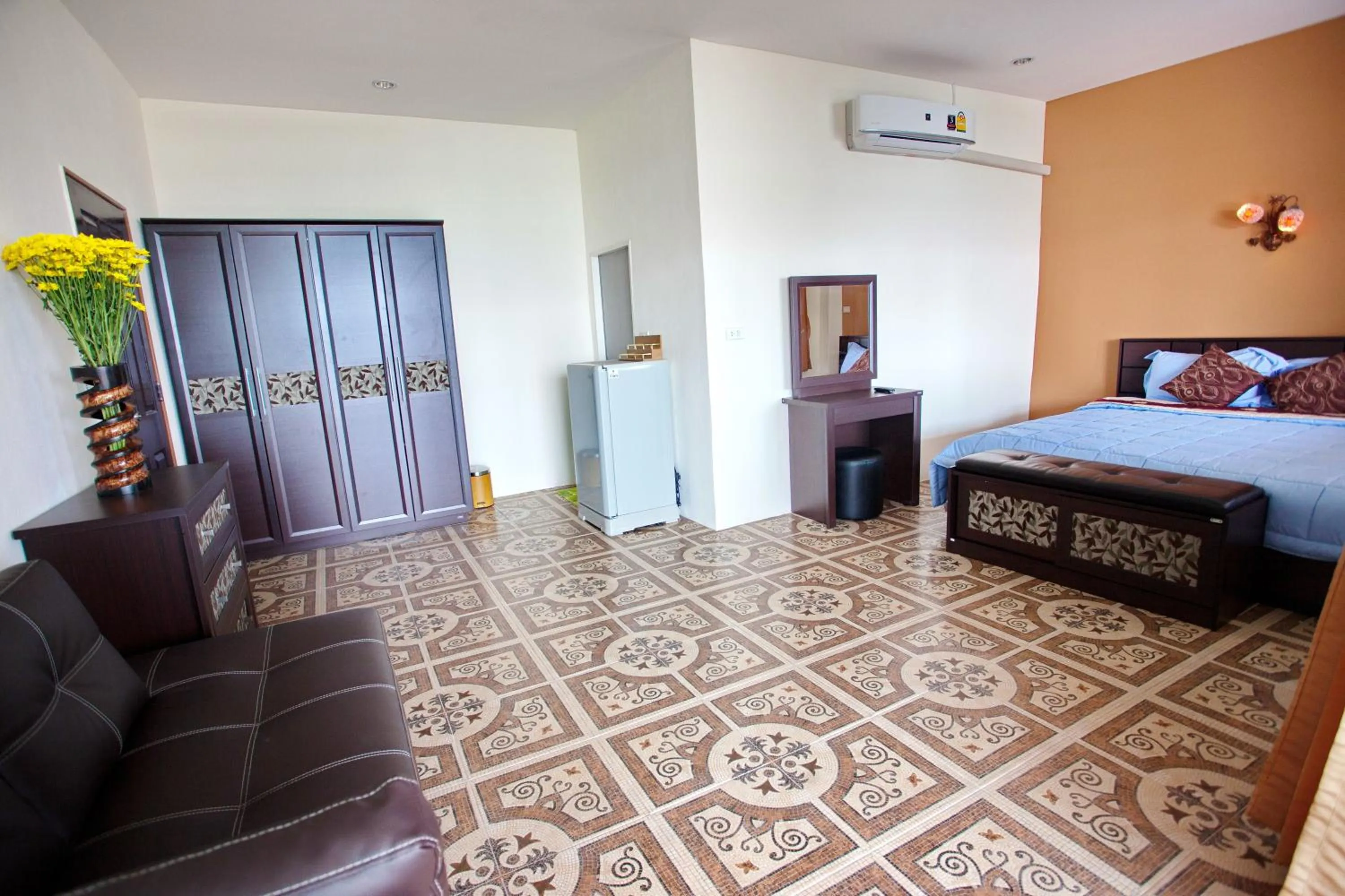 Bed in Sea Breeze Guest House