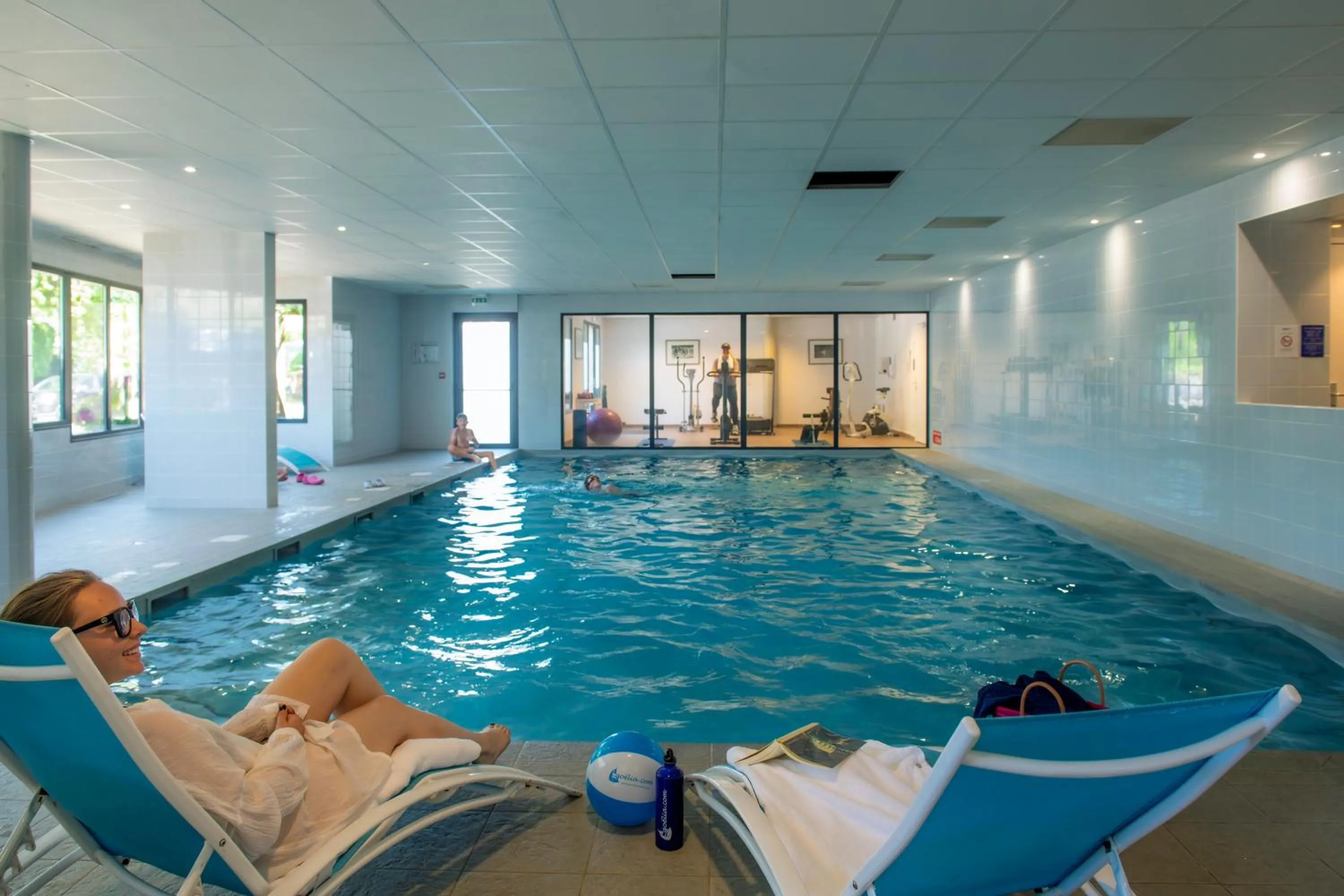 Swimming pool in Goélia Les 7 Iles