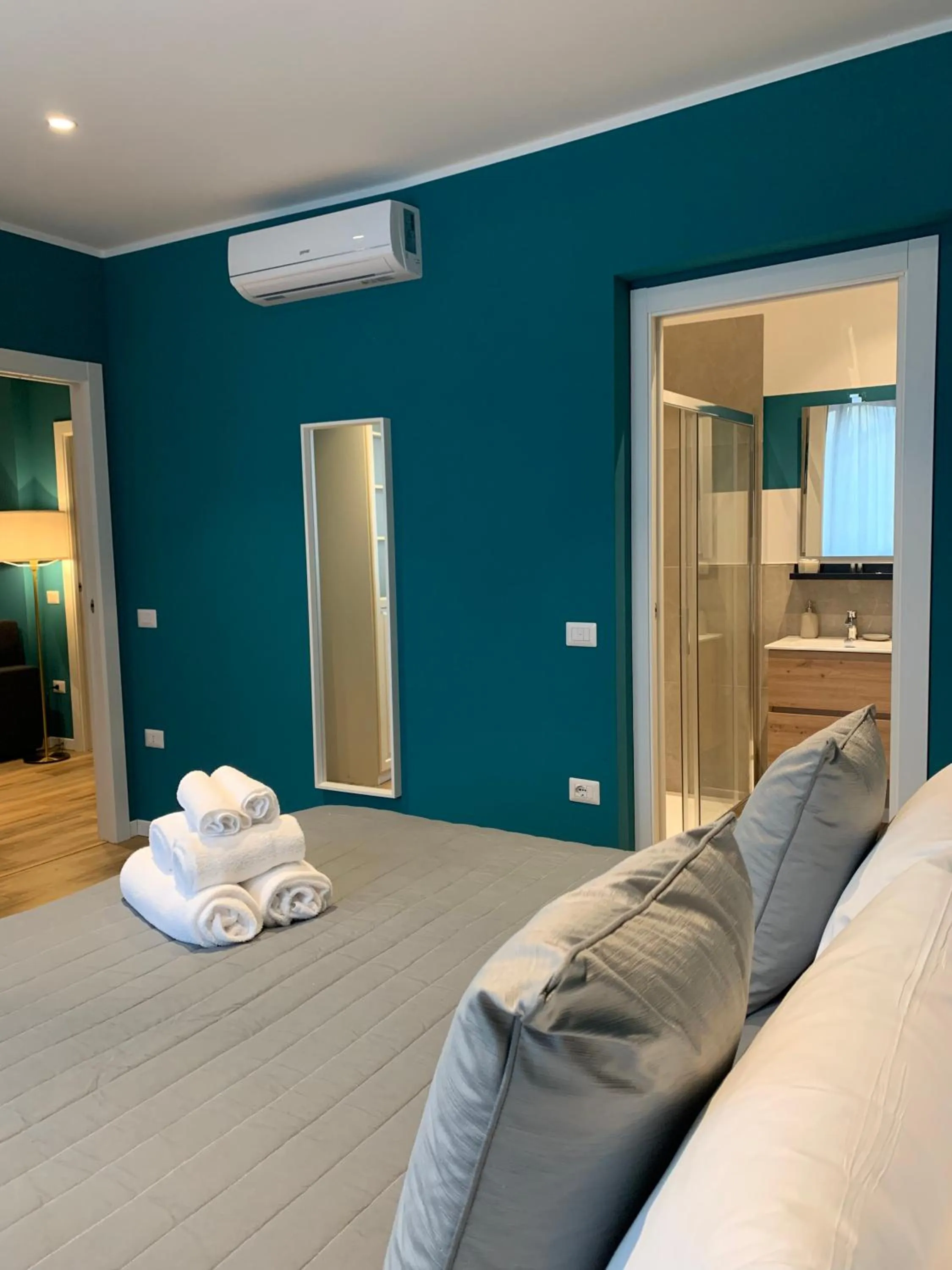 Bedroom, Bed in Apartment Hotel Marchesini