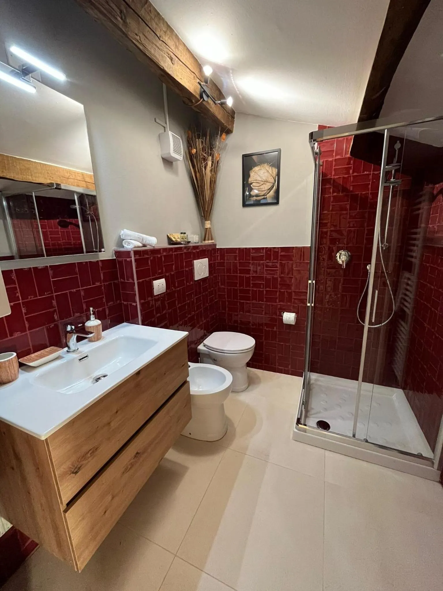 Shower in Apartment Hotel Marchesini