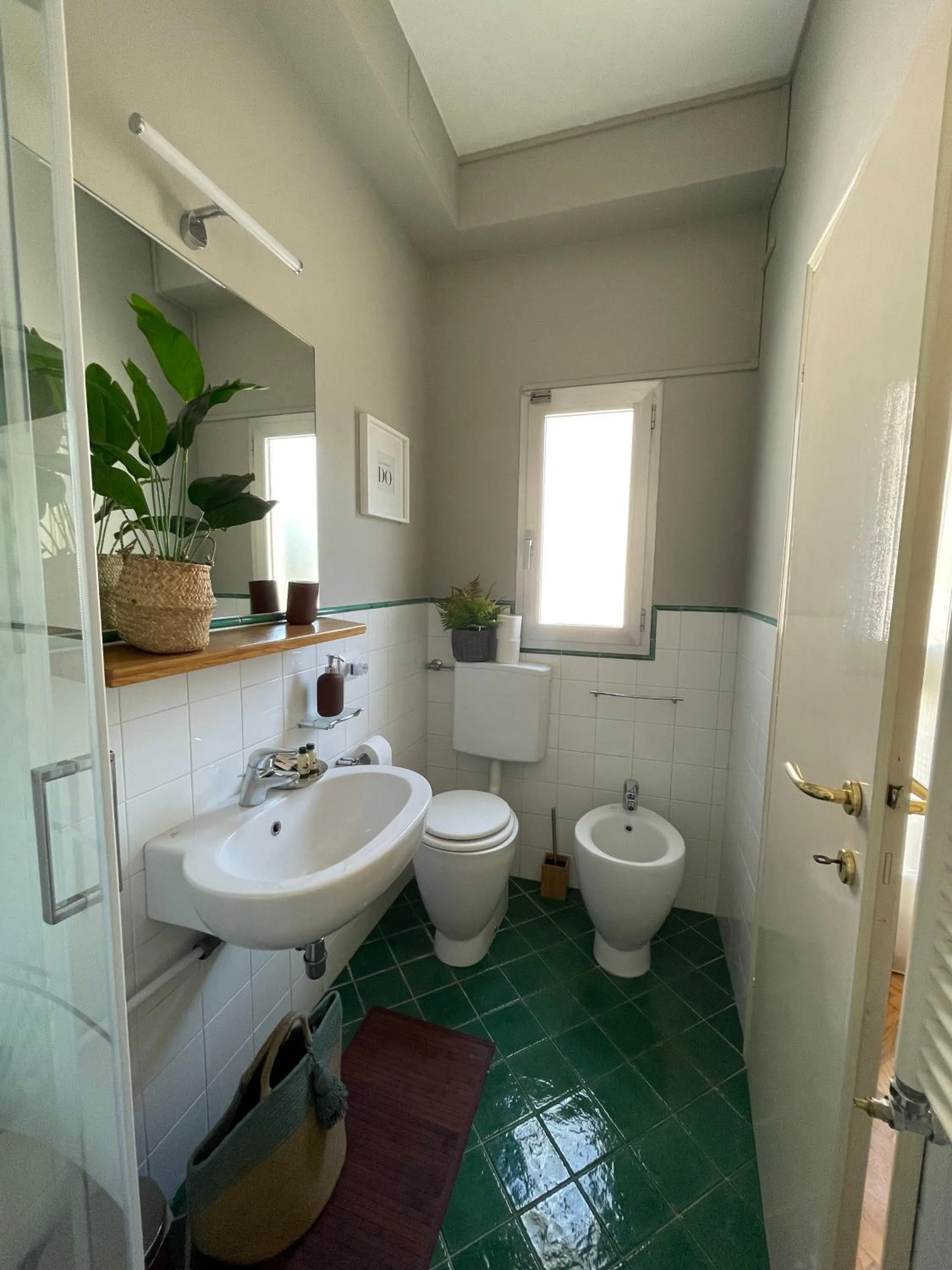 Shower in Apartment Hotel Marchesini