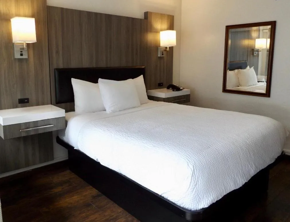 Bedroom in The Dylan, a Baymont by Wyndham