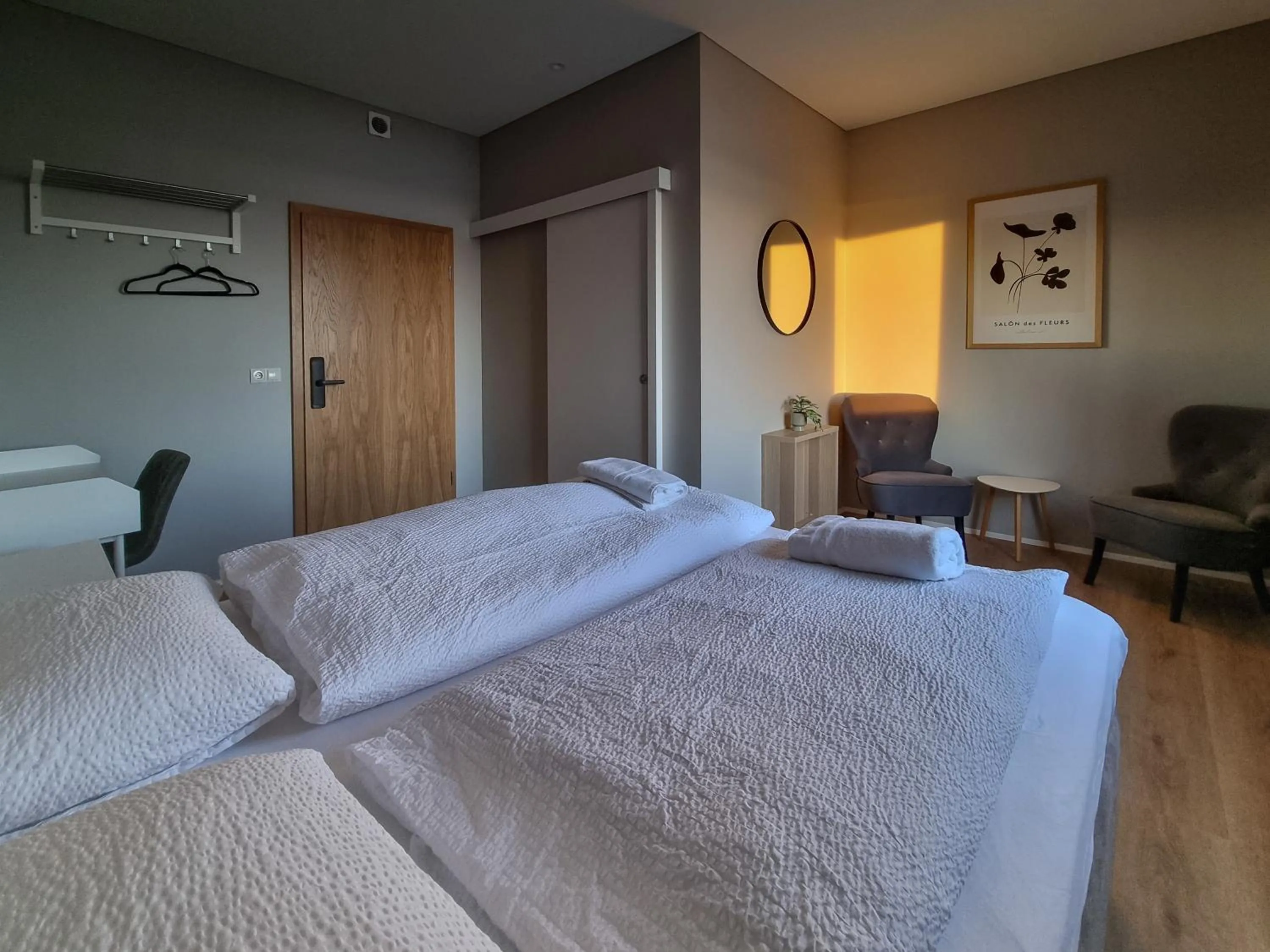 Photo of the whole room, Bed in Hótel Laugarvatn