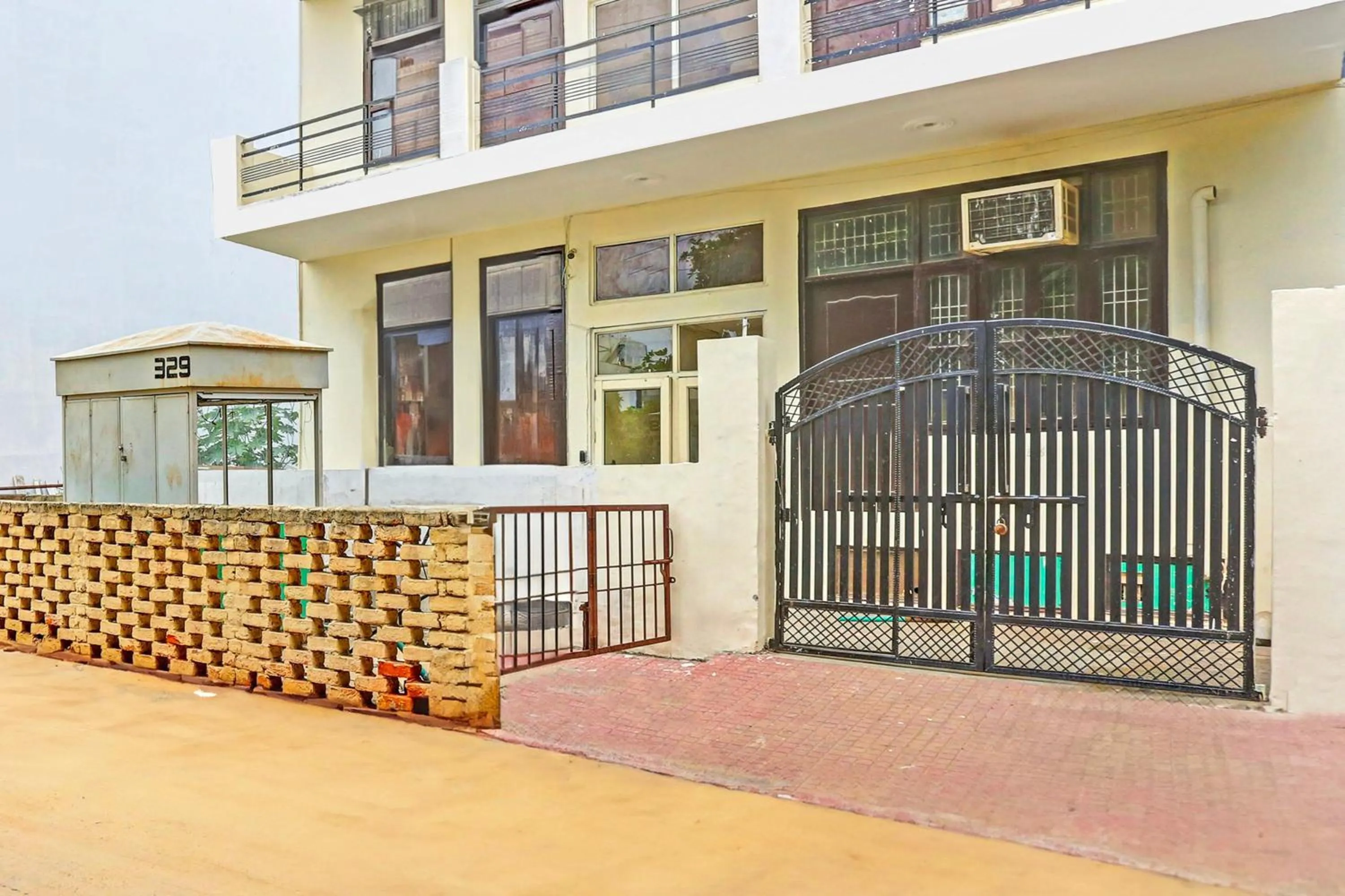 Facade/entrance in Hotel O Shubham Residency