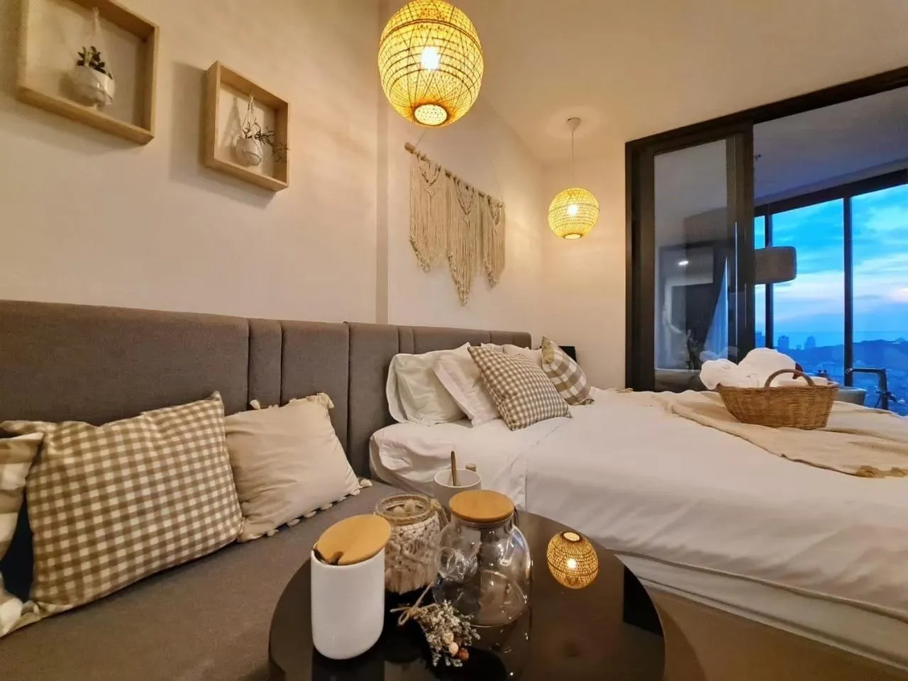 Bed in Edge Central Pattaya by Mickey