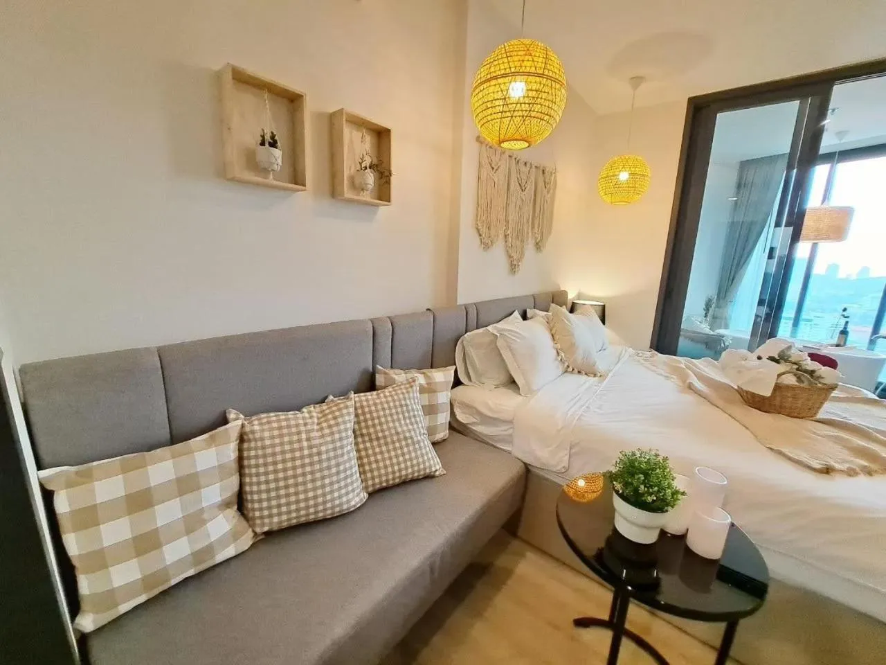 Bed in Edge Central Pattaya by Mickey