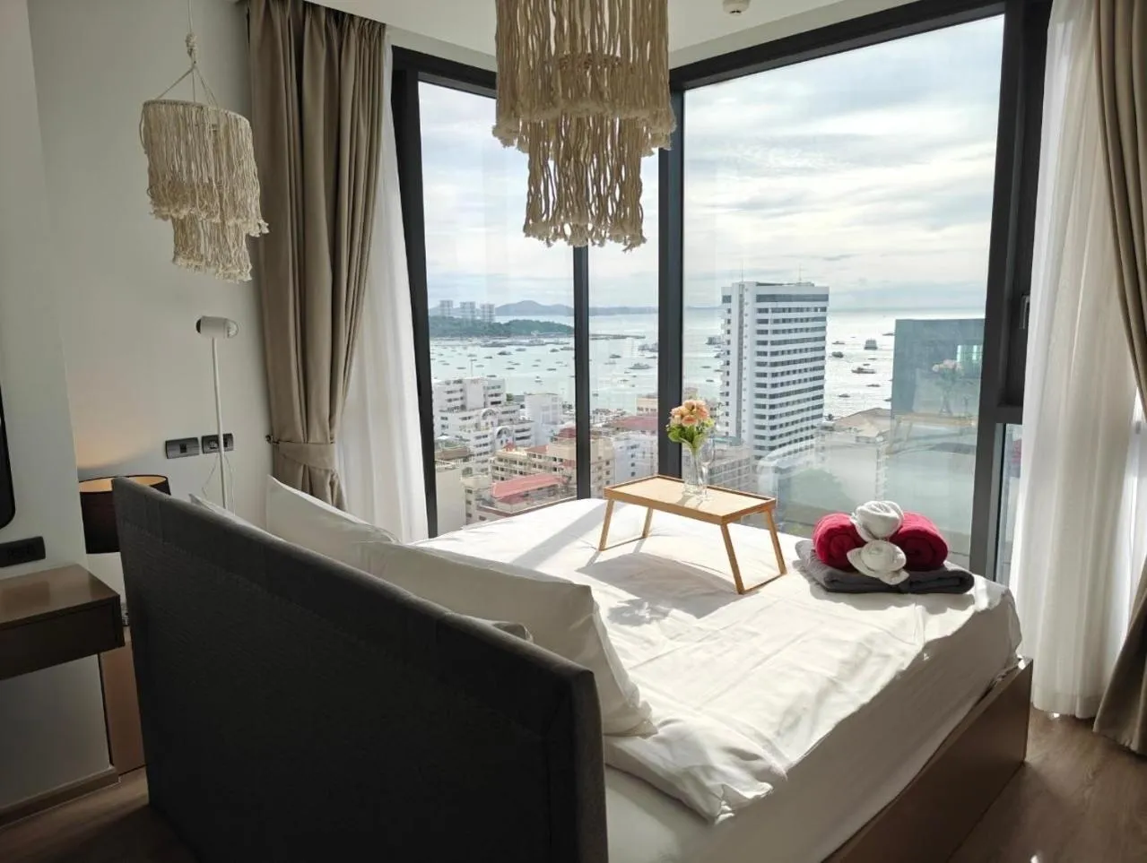 Bed in Edge Central Pattaya by Mickey