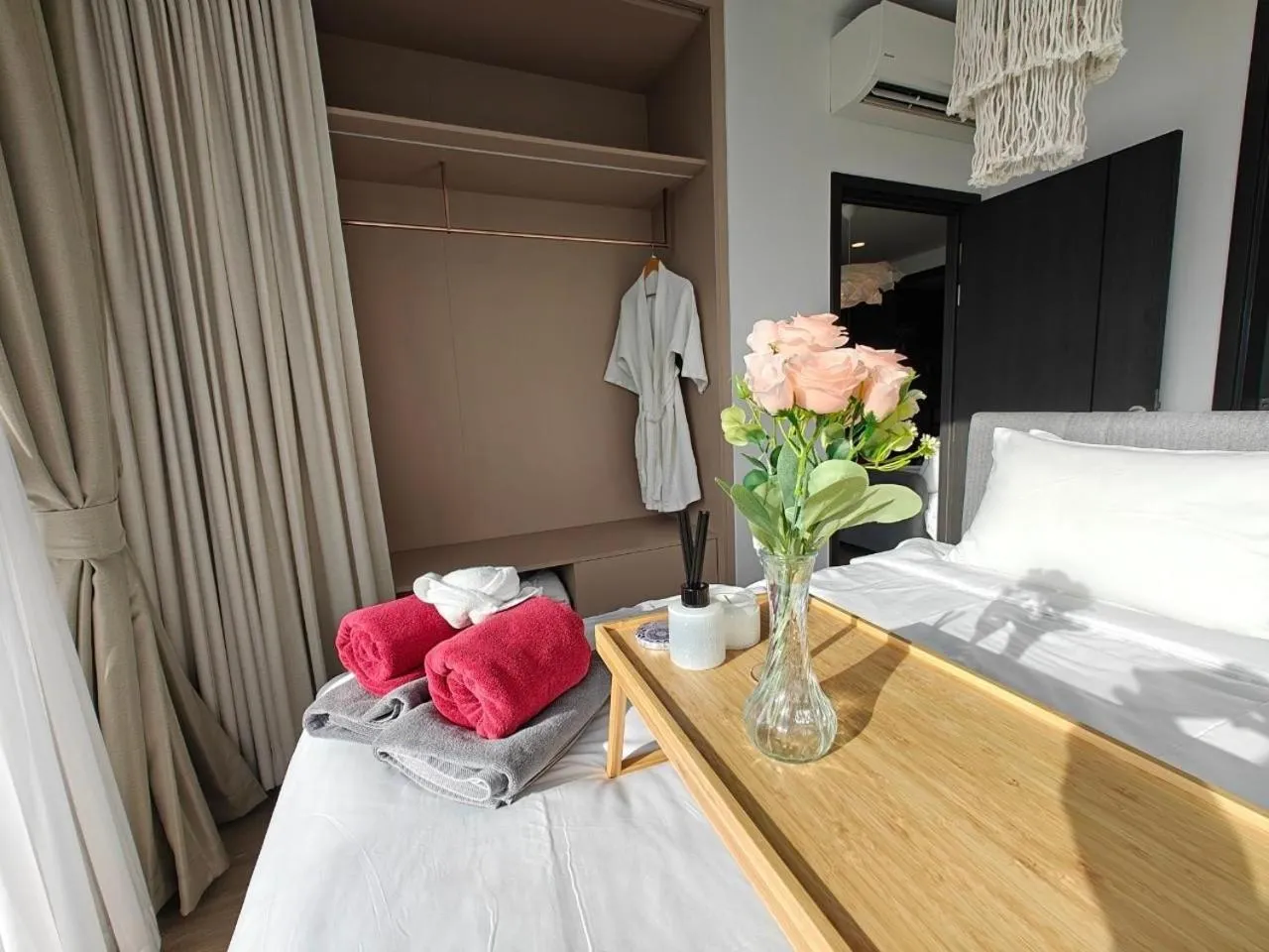 Bed in Edge Central Pattaya by Mickey