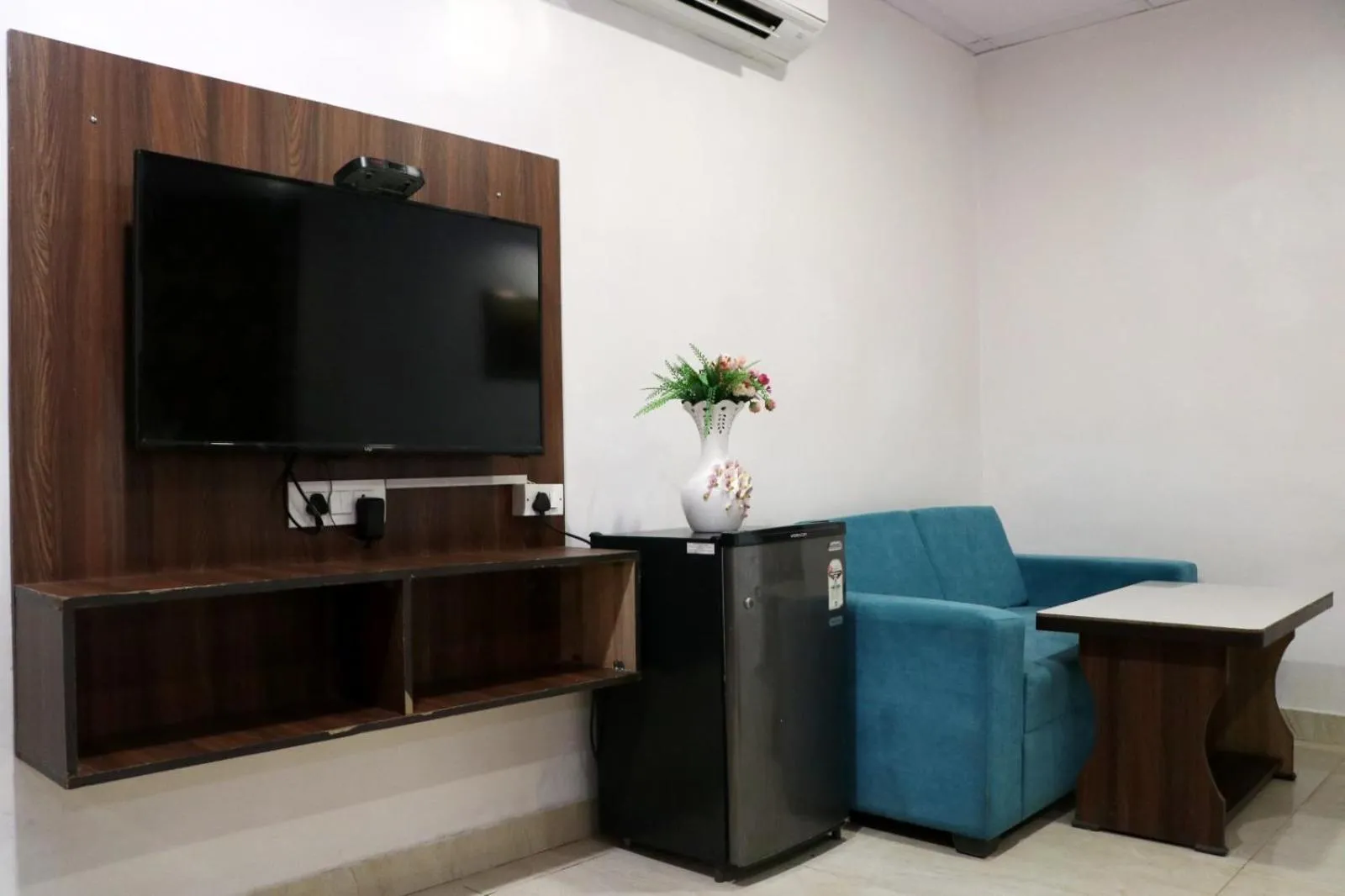 Superior Double Room in Sheela Stays