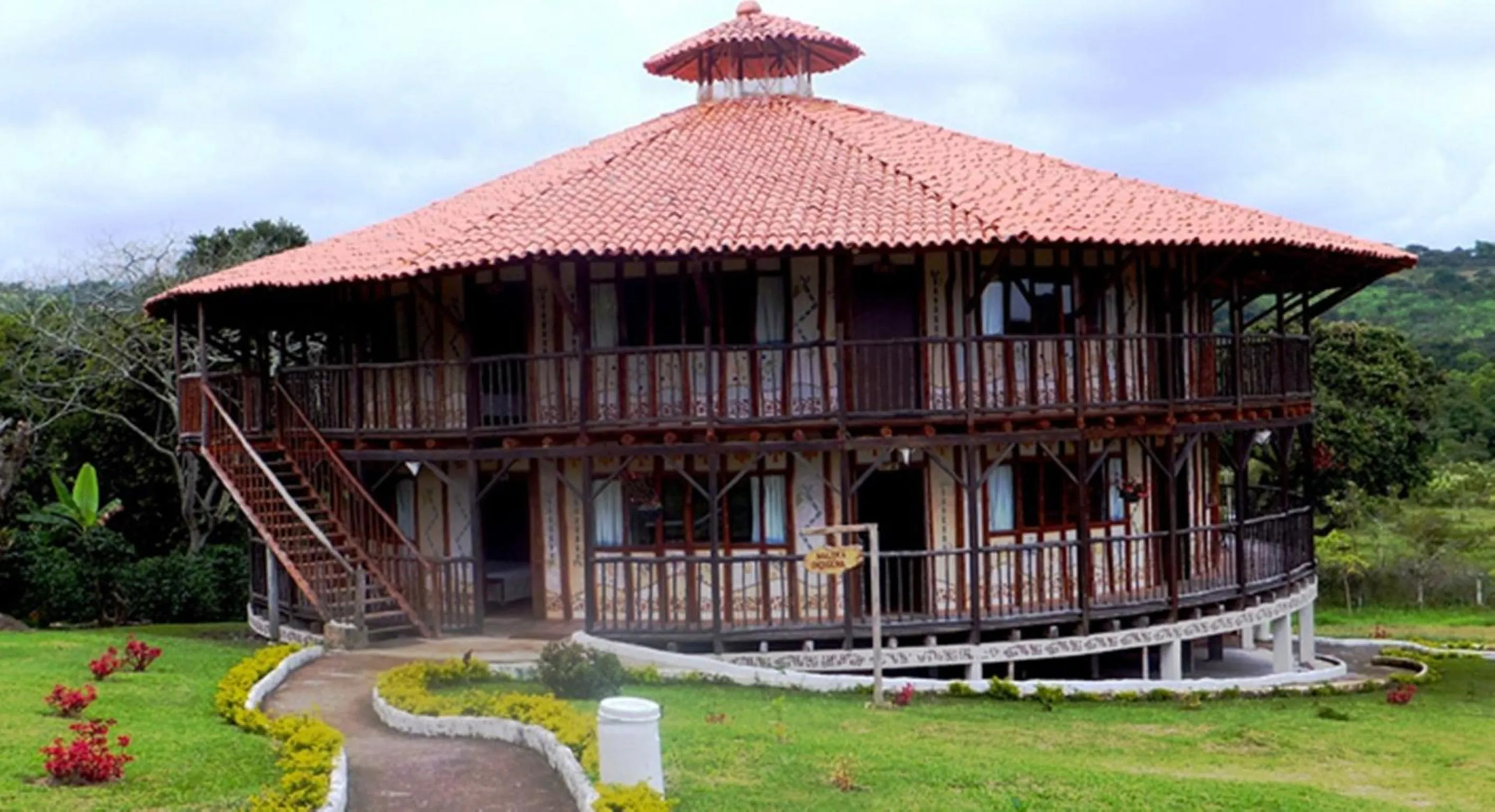 Facade/entrance in San Agustin Internacional Hotel
