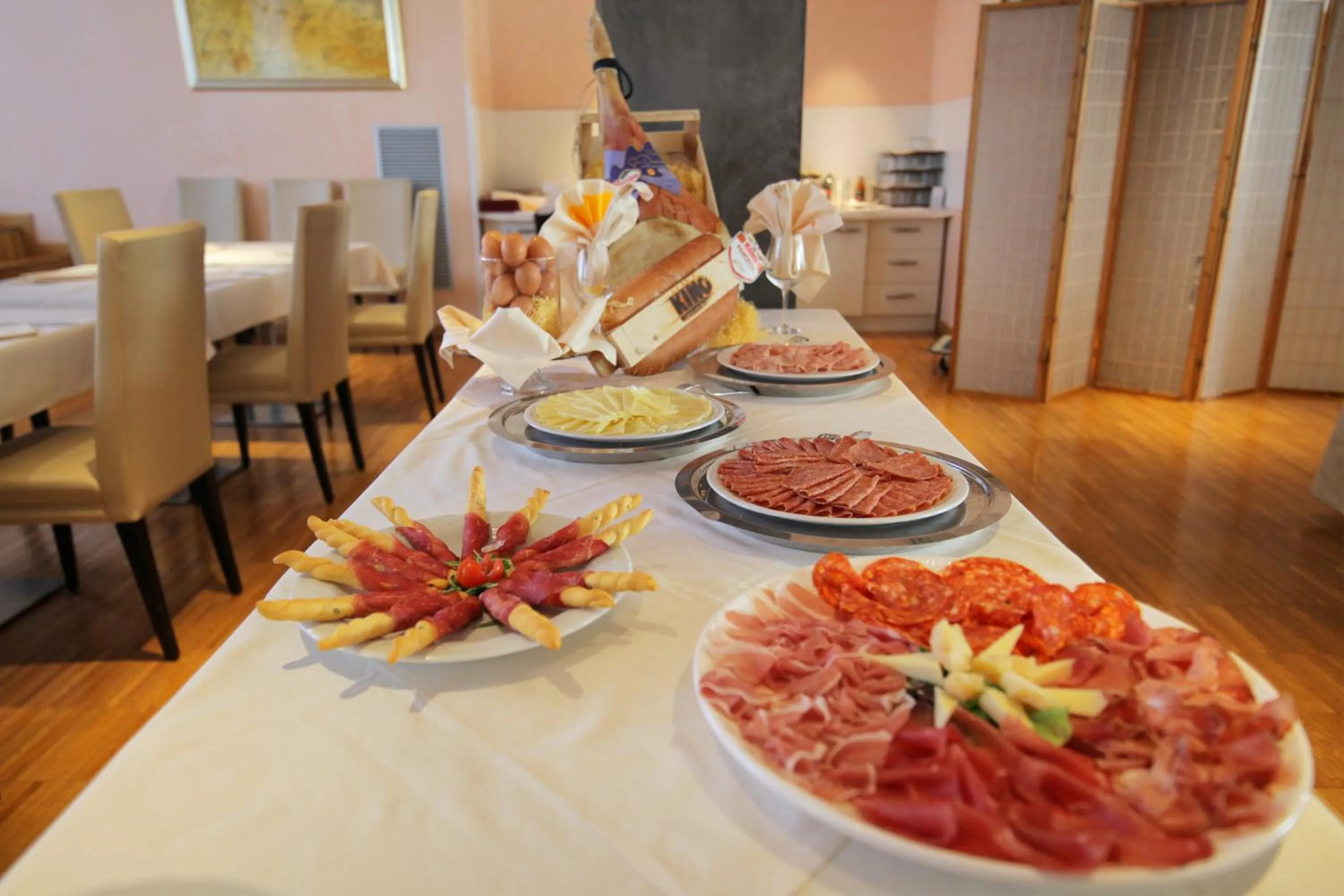 Breakfast in Hotel Major