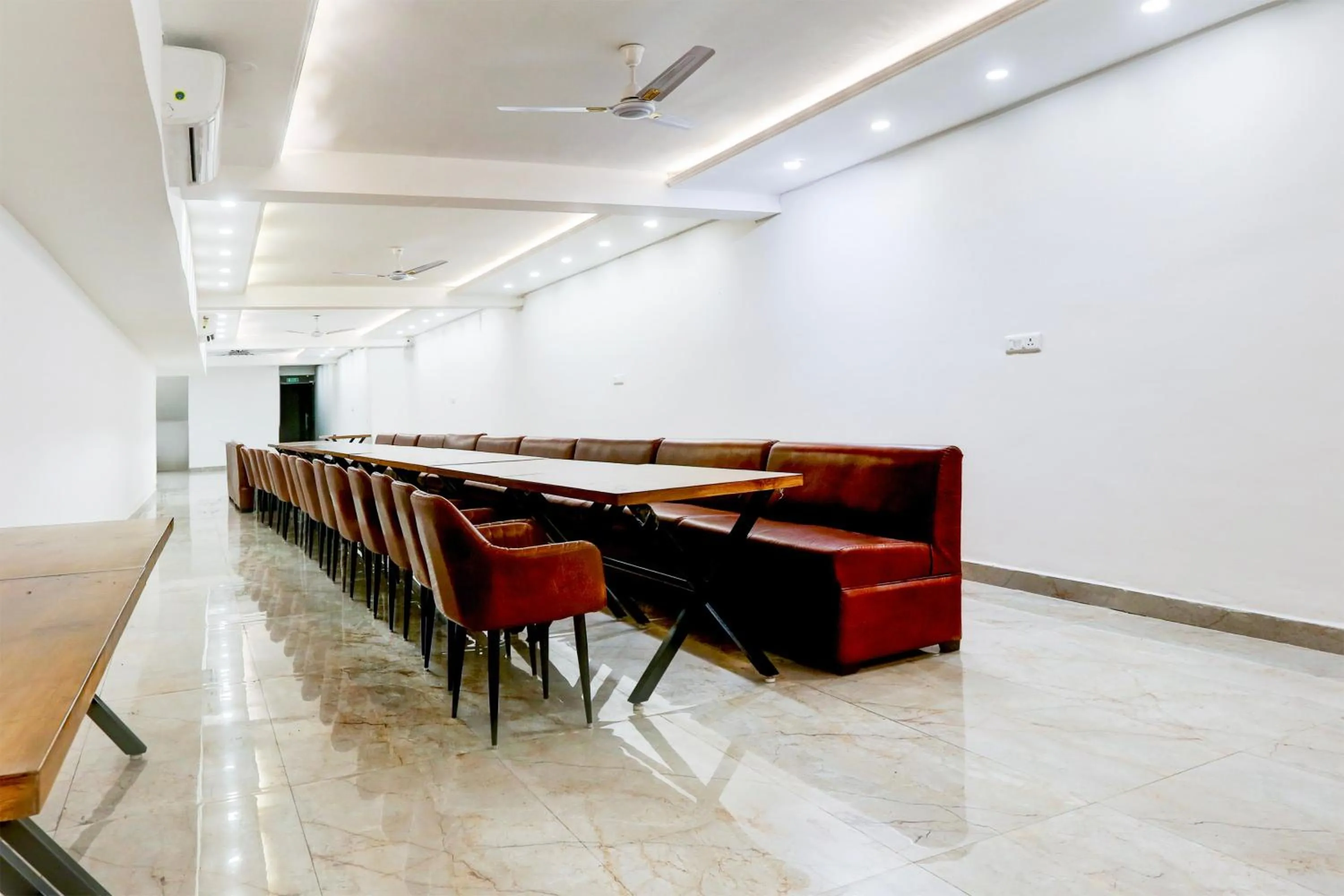 Restaurant/places to eat in Townhouse Eden Garden Zirakpur