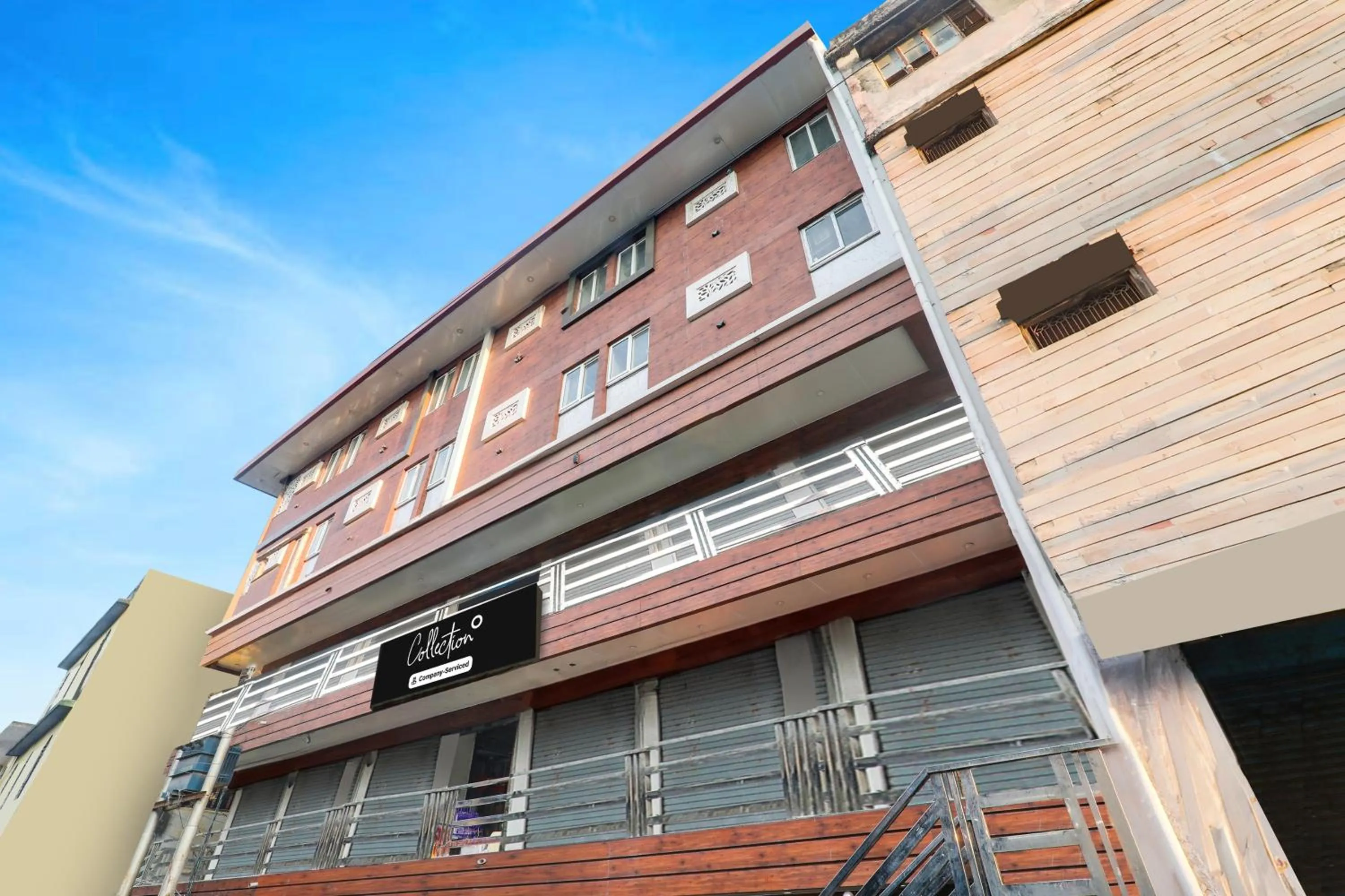 Facade/entrance in Hotel O Pragati Guest house