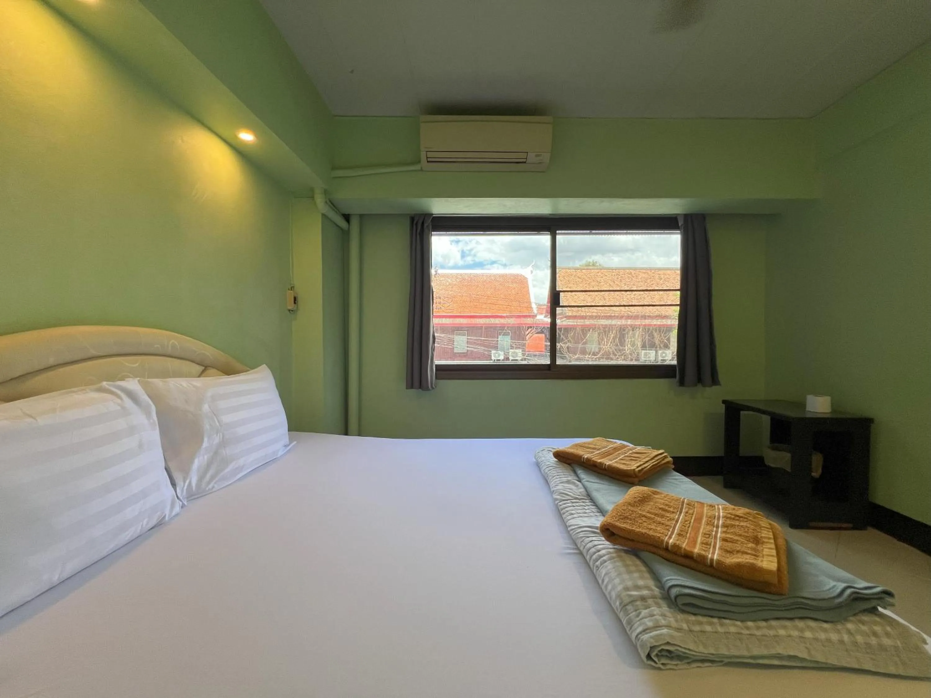 Bed in Bella Bella House