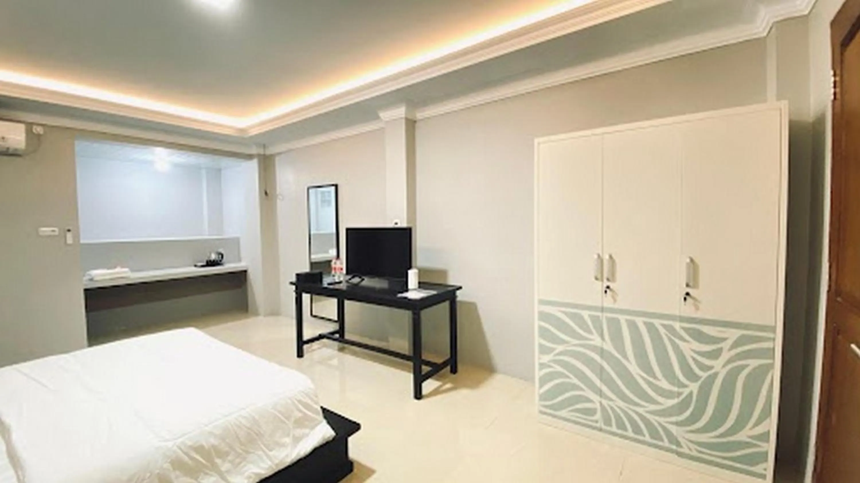 Bedroom, Bed in Urbanview TWH Costel near Stadion Maguwoharjo Yogyakarta