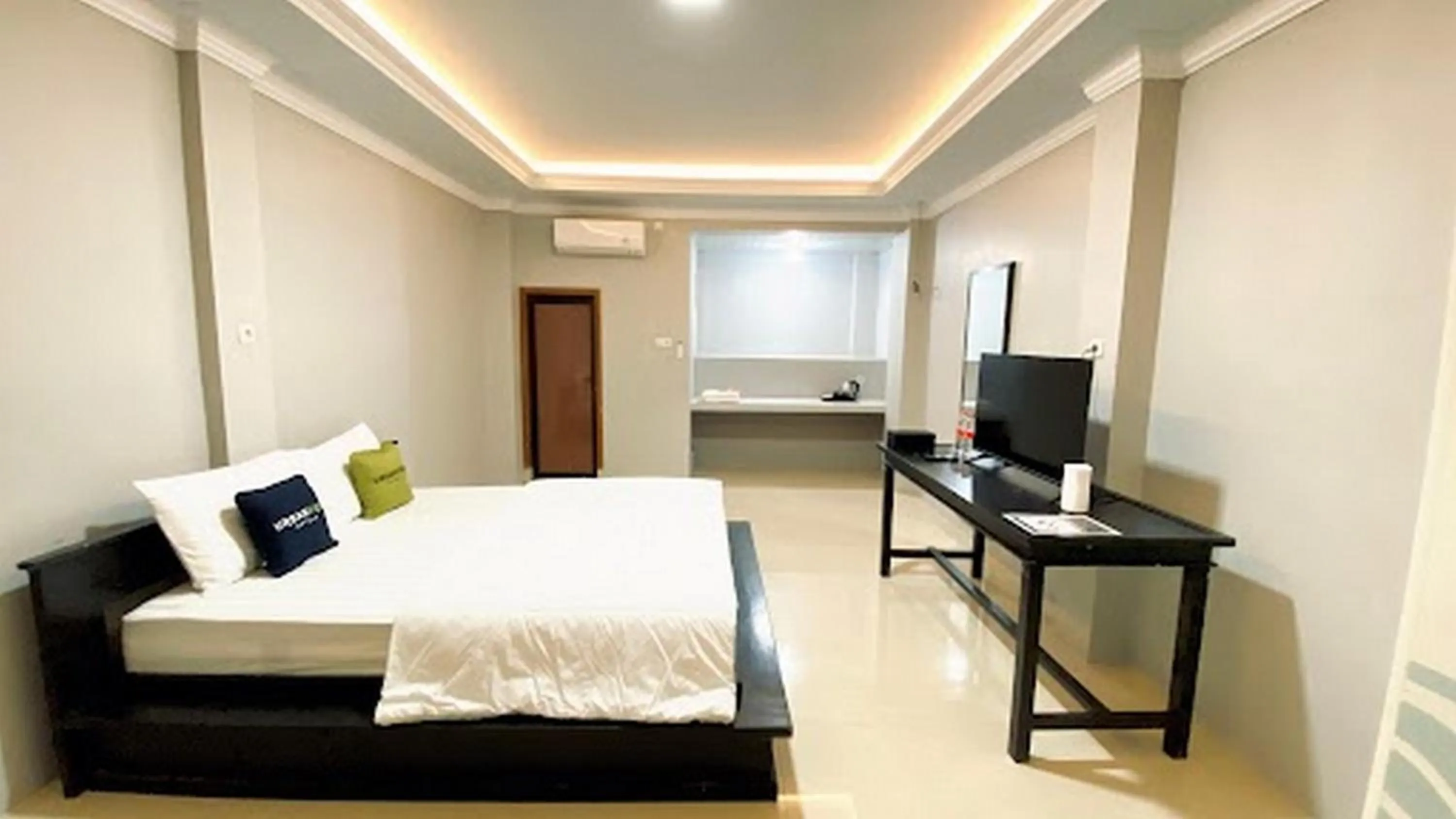 Bedroom, Bed in Urbanview TWH Costel near Stadion Maguwoharjo Yogyakarta