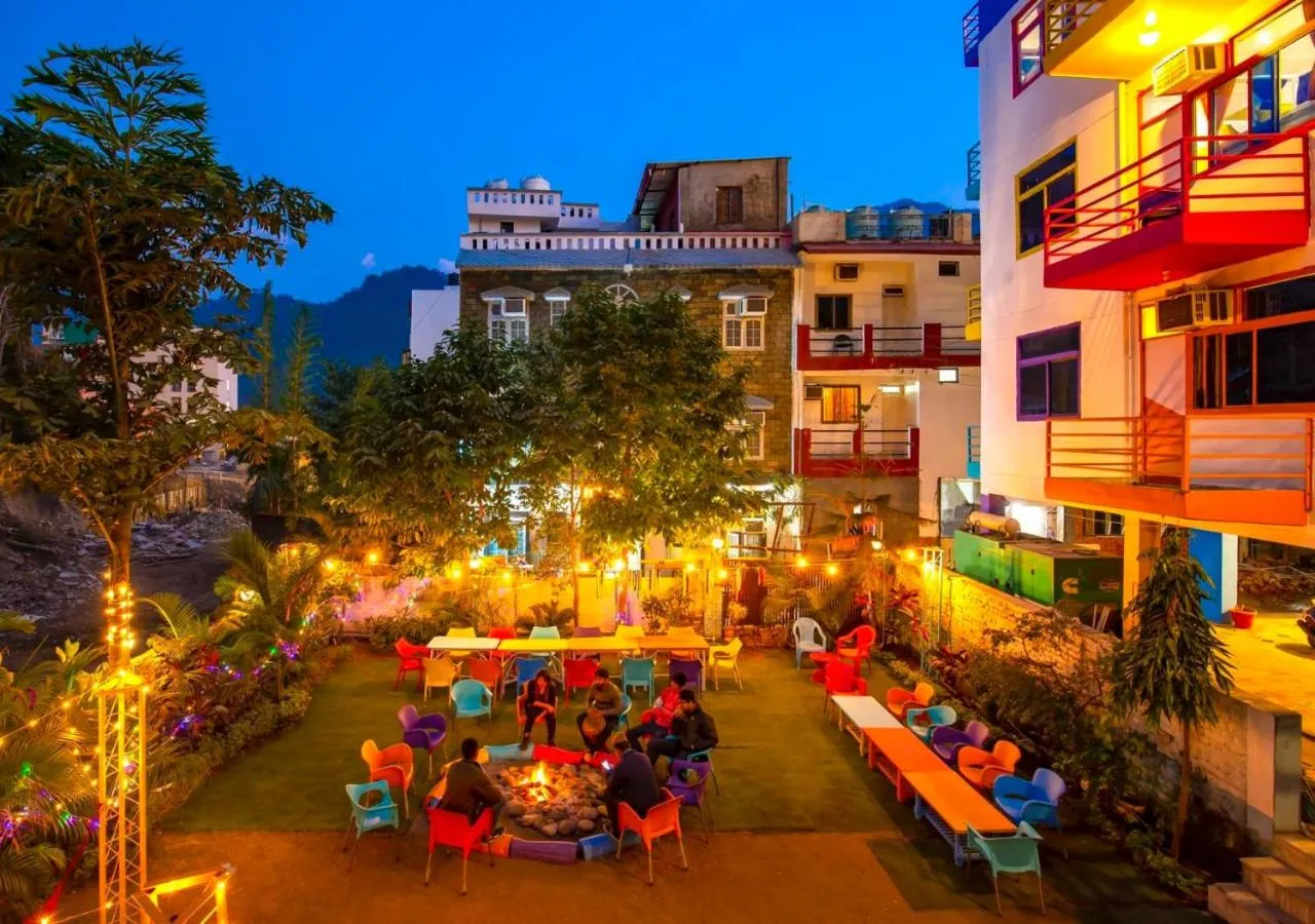 Property building in ZoukStayz