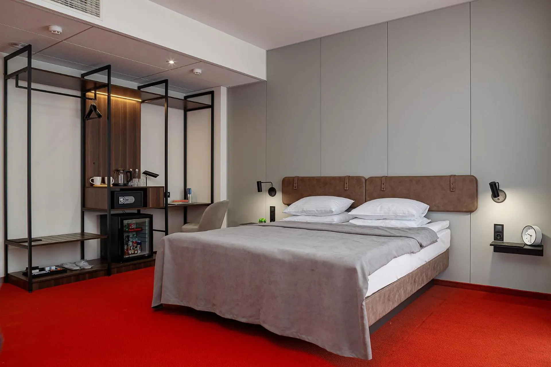 Bed in LEV Lifestyle Hotel - Maestro
