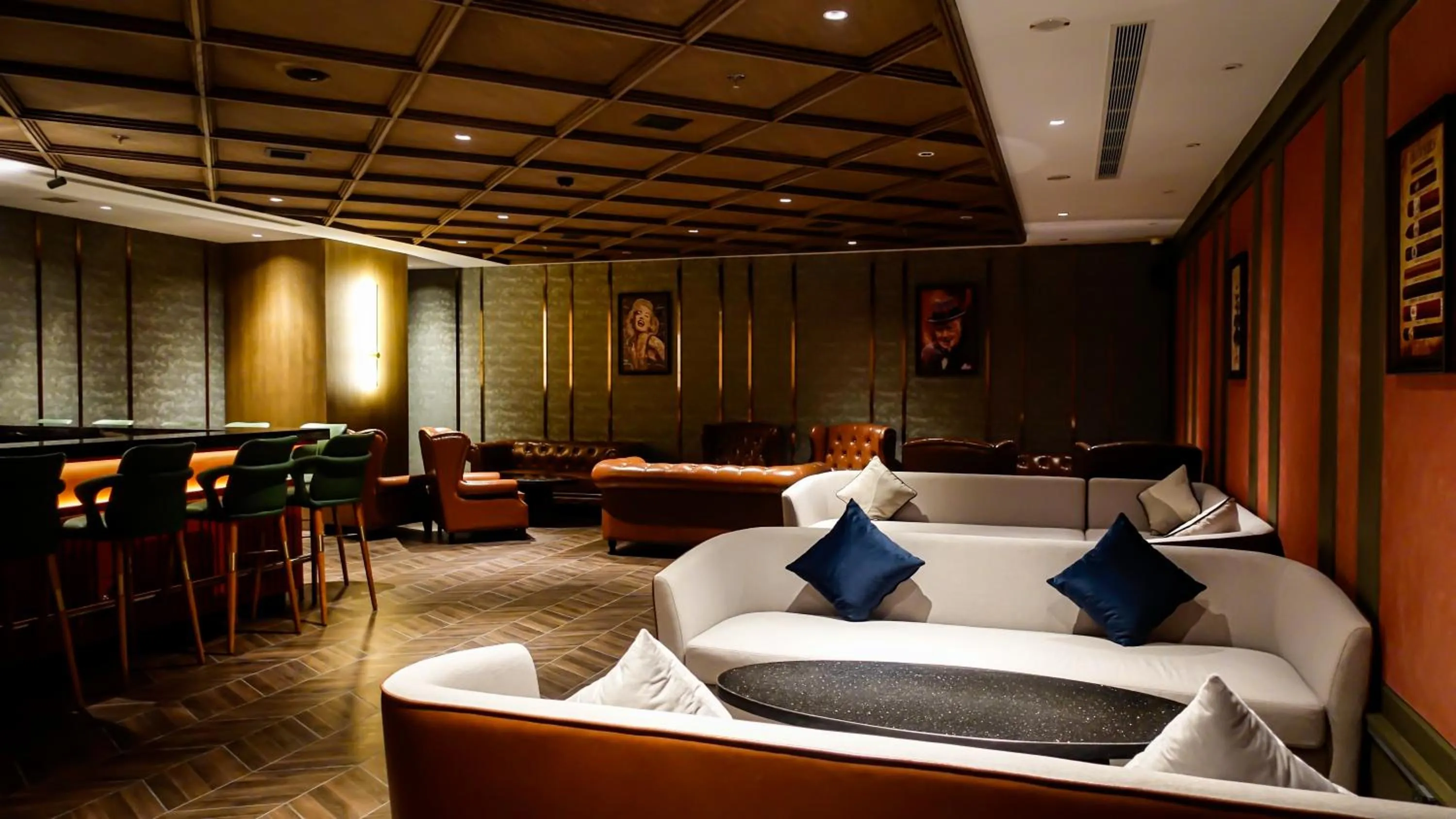 Lounge or bar in Grand La Vogue Hotel and Casino