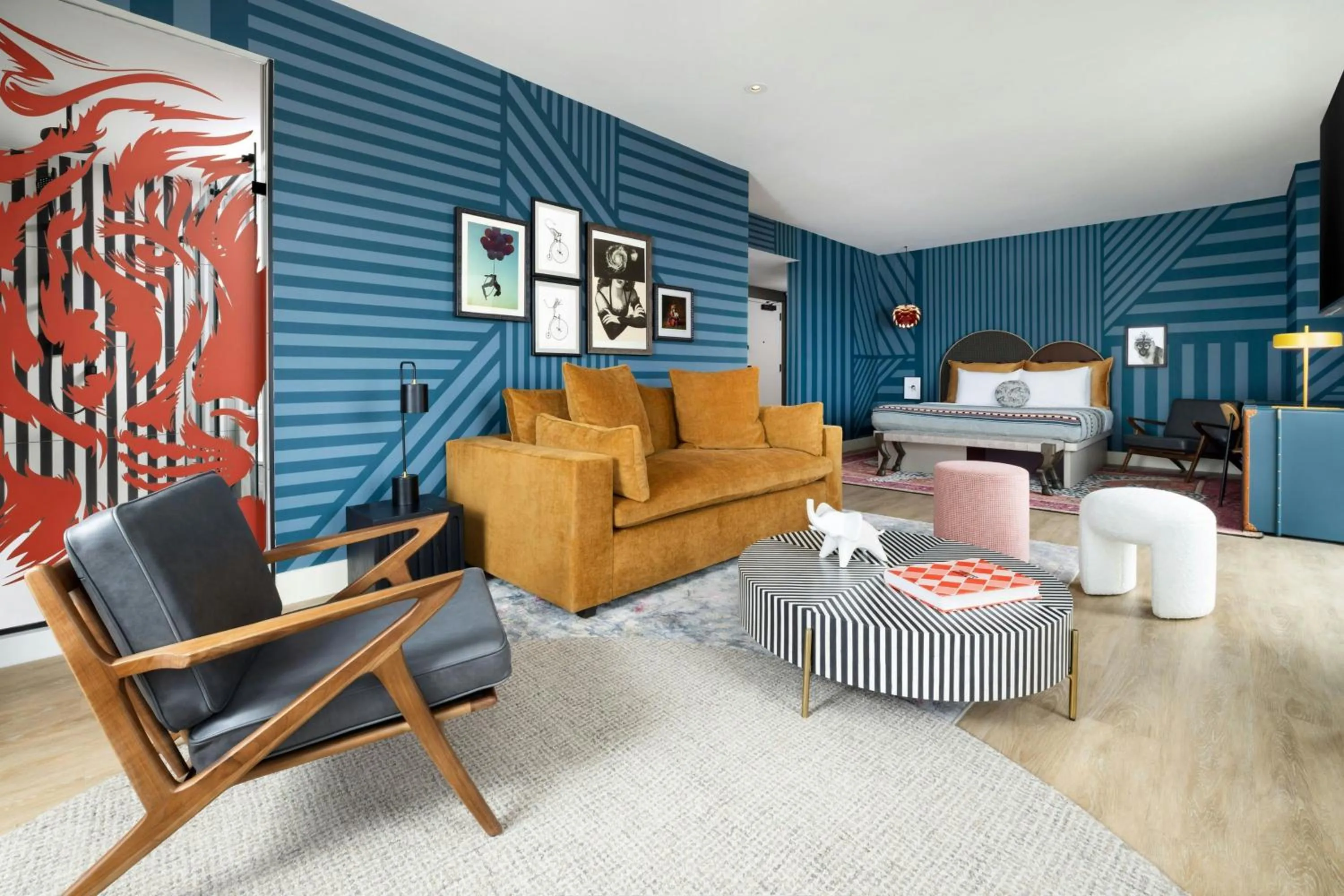 Photo of the whole room in Moxy Allentown Downtown